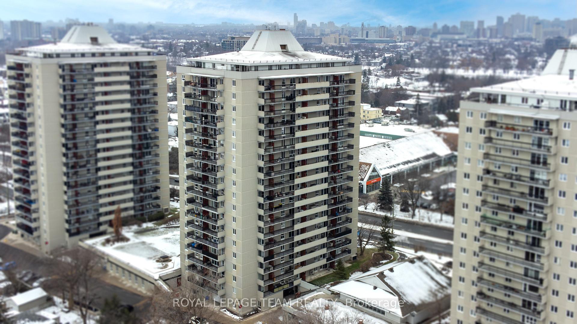 Front of Unit 709, 158B Mcarthur Avenue