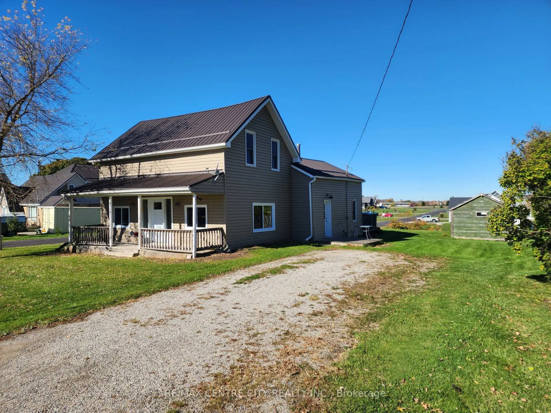 Photo 1 of 33168 Back Street, Dutton/Dunwich, Iona — HOMEH