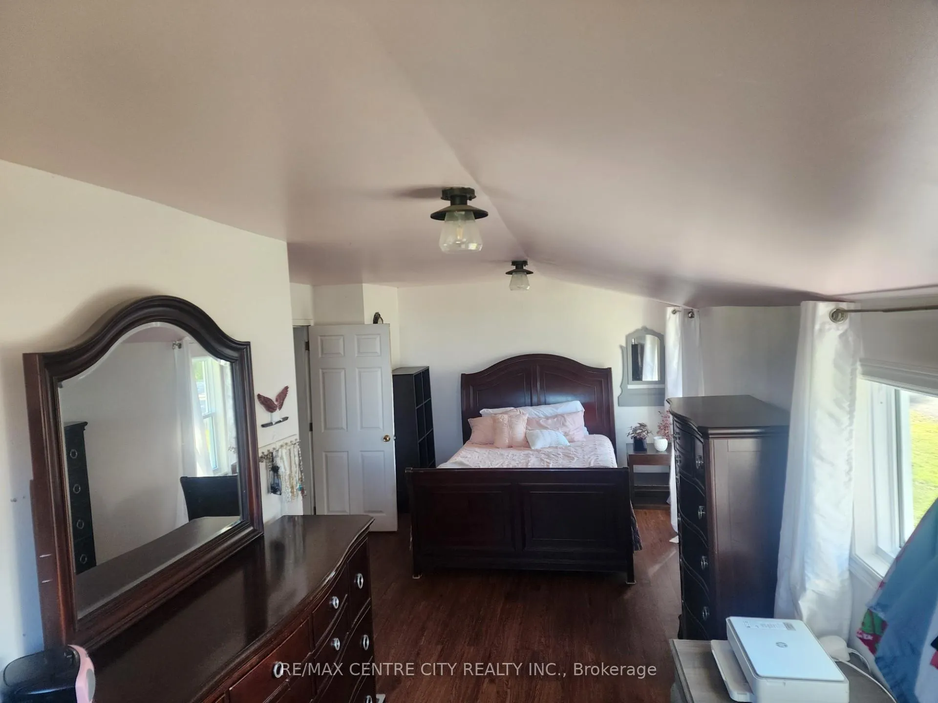 Photo 7 of 33168 Back Street, Dutton/Dunwich, Iona — HOMEH