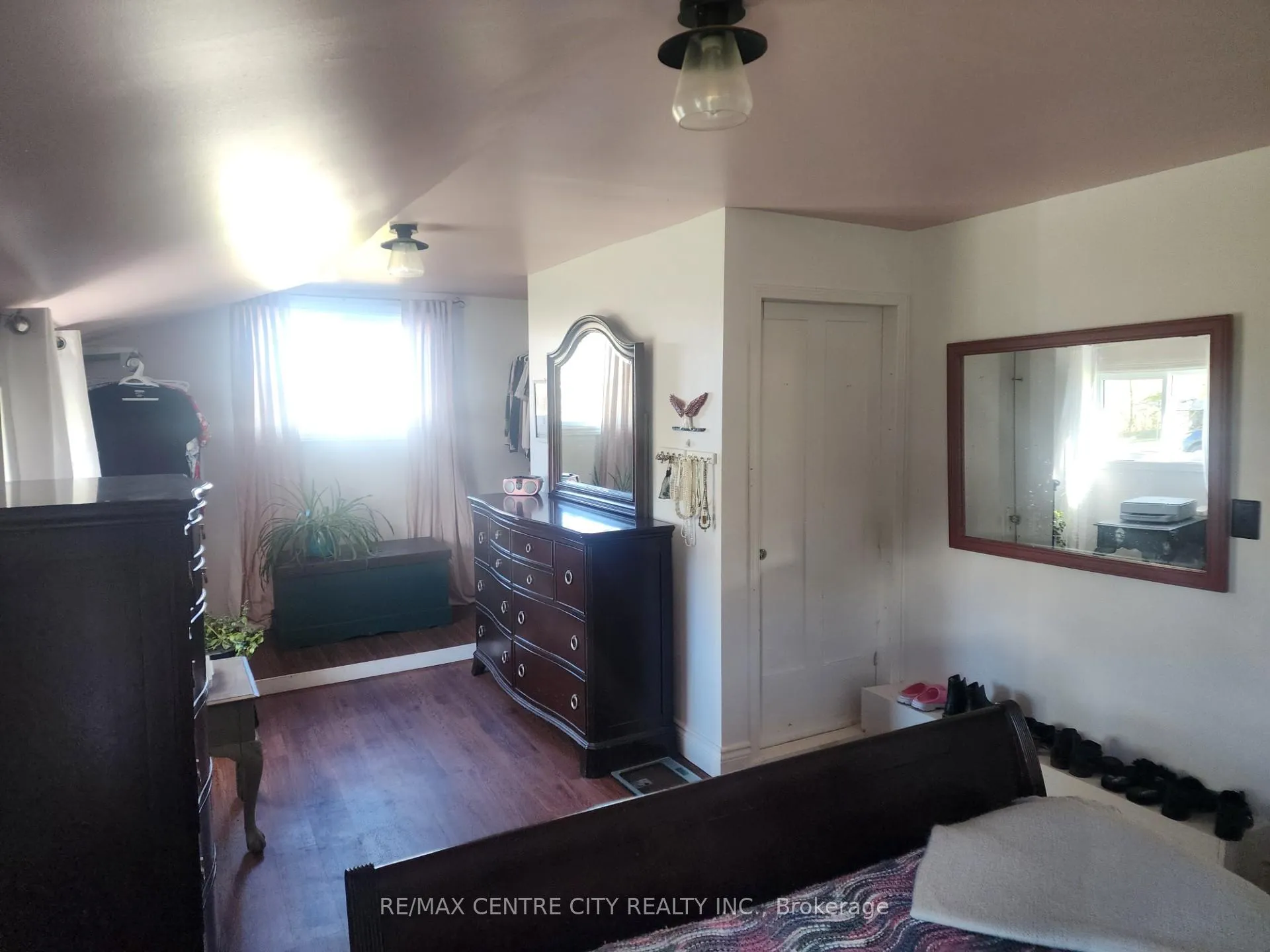 Photo 8 of 33168 Back Street, Dutton/Dunwich, Iona — HOMEH