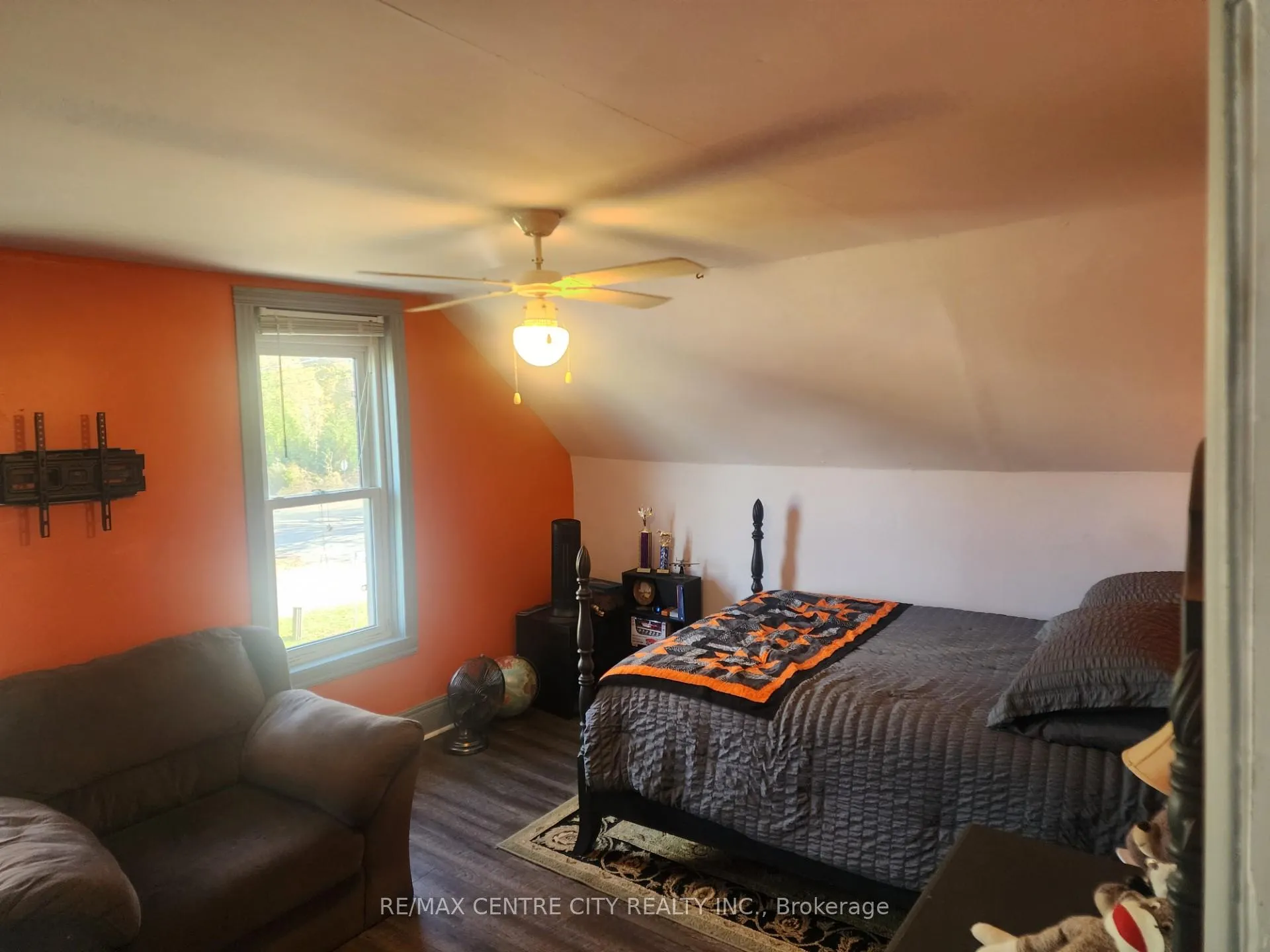 Photo 11 of 33168 Back Street, Dutton/Dunwich, Iona — HOMEH