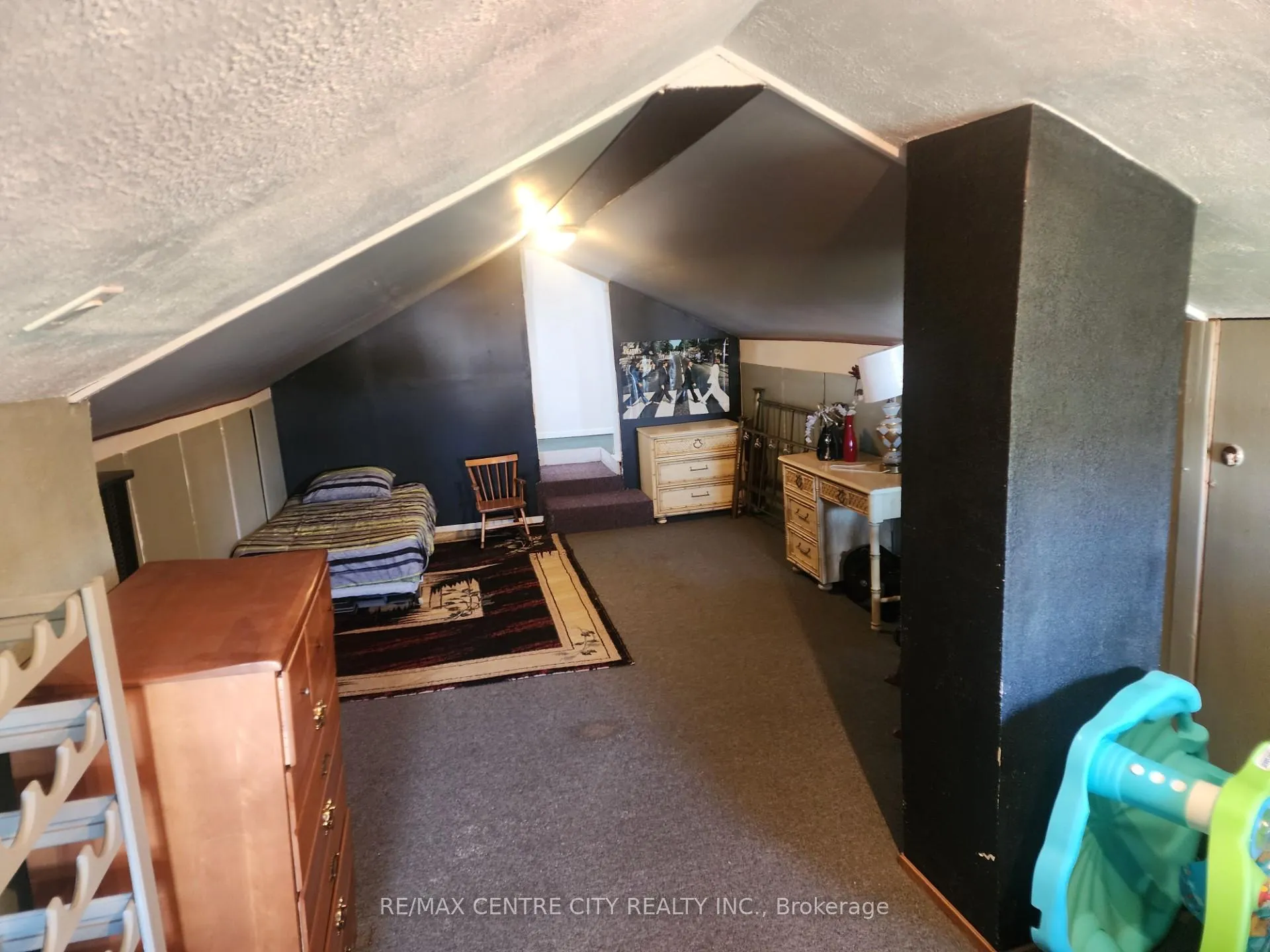 Photo 13 of 33168 Back Street, Dutton/Dunwich, Iona — HOMEH