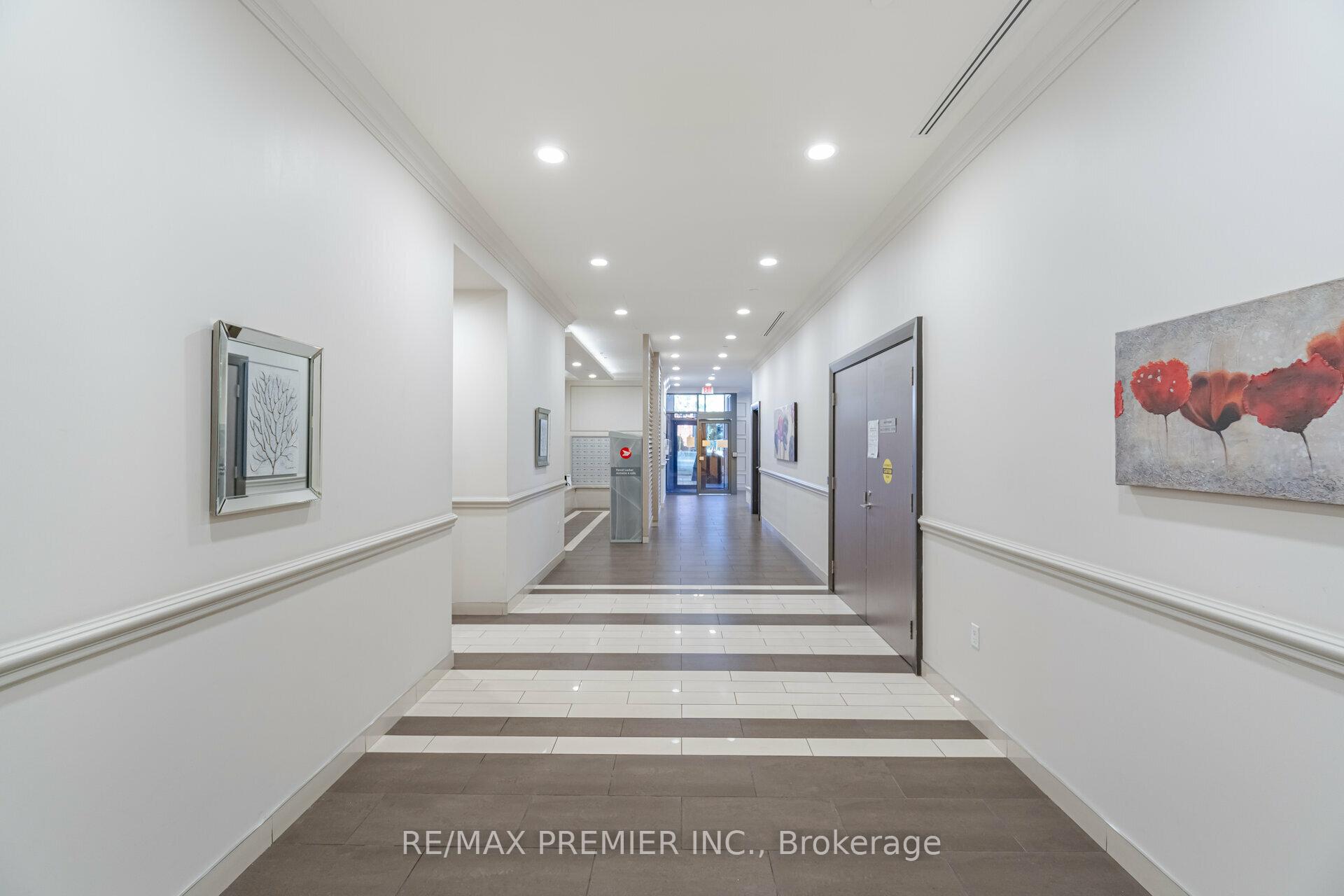 Photo 5 of Unit 329, 35 Saranac Boulevard, Toronto, Englemount-Lawrence — HOMEH