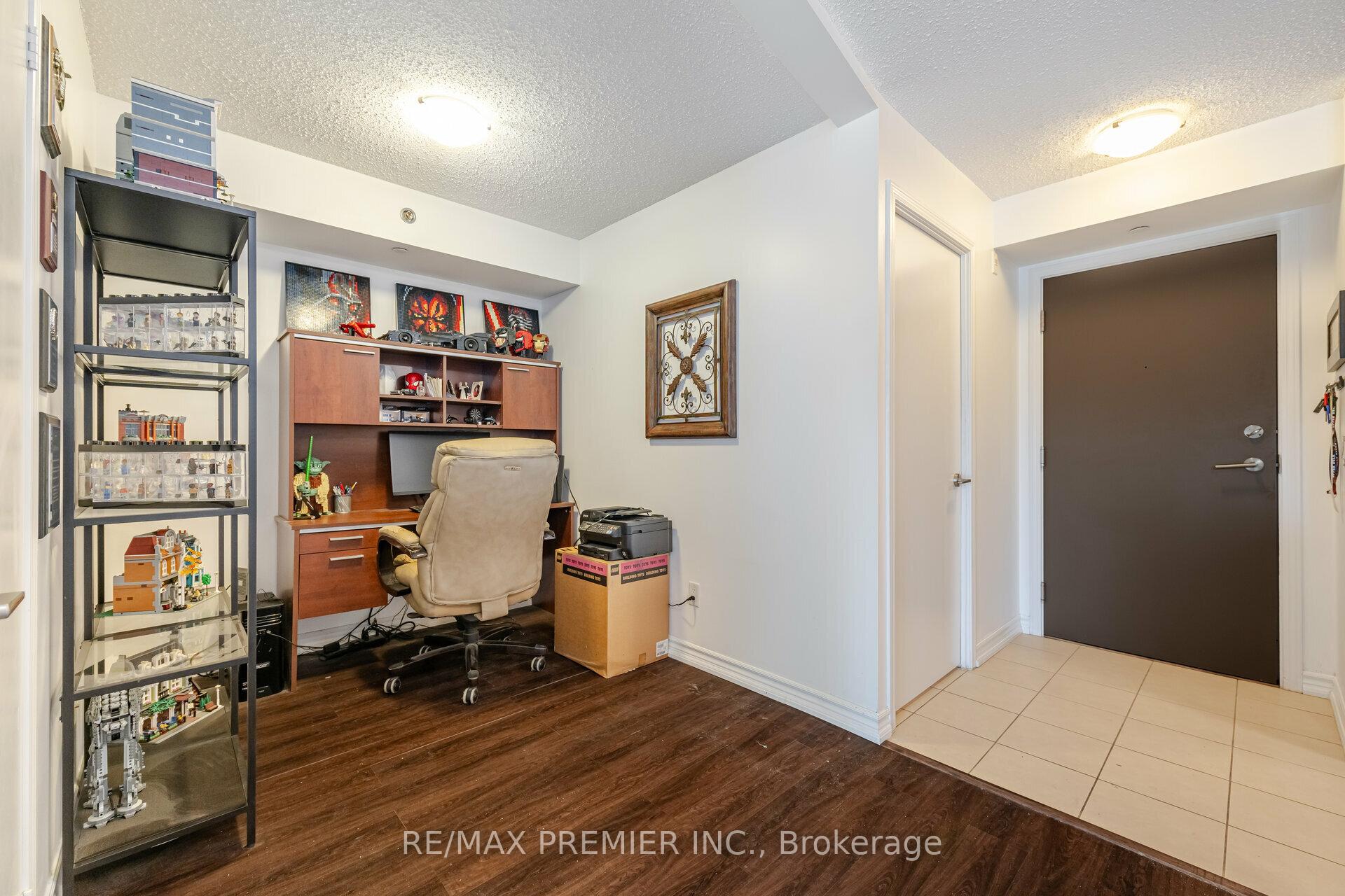 Photo 14 of Unit 329, 35 Saranac Boulevard, Toronto, Englemount-Lawrence — HOMEH