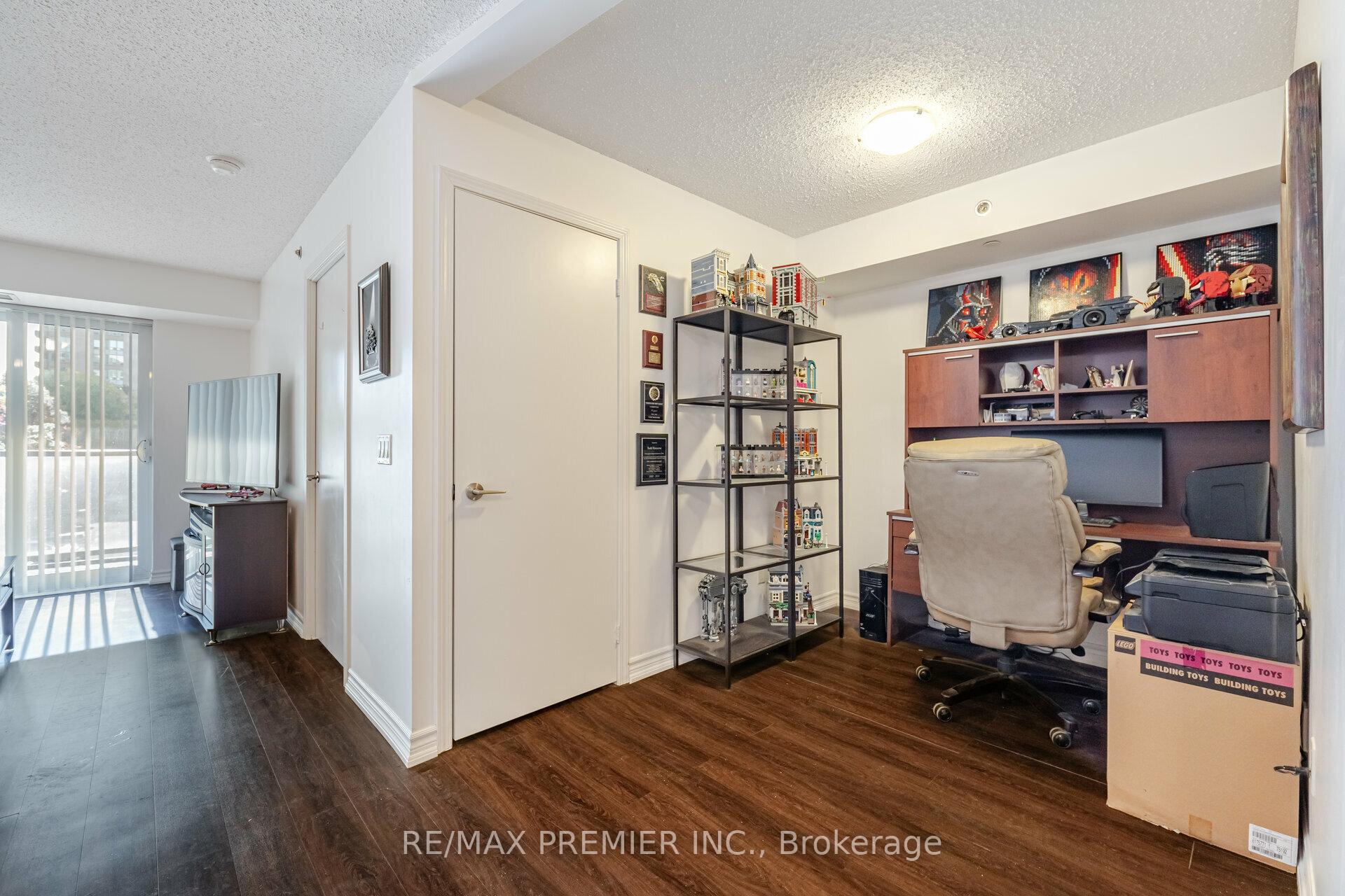 Photo 15 of Unit 329, 35 Saranac Boulevard, Toronto, Englemount-Lawrence — HOMEH