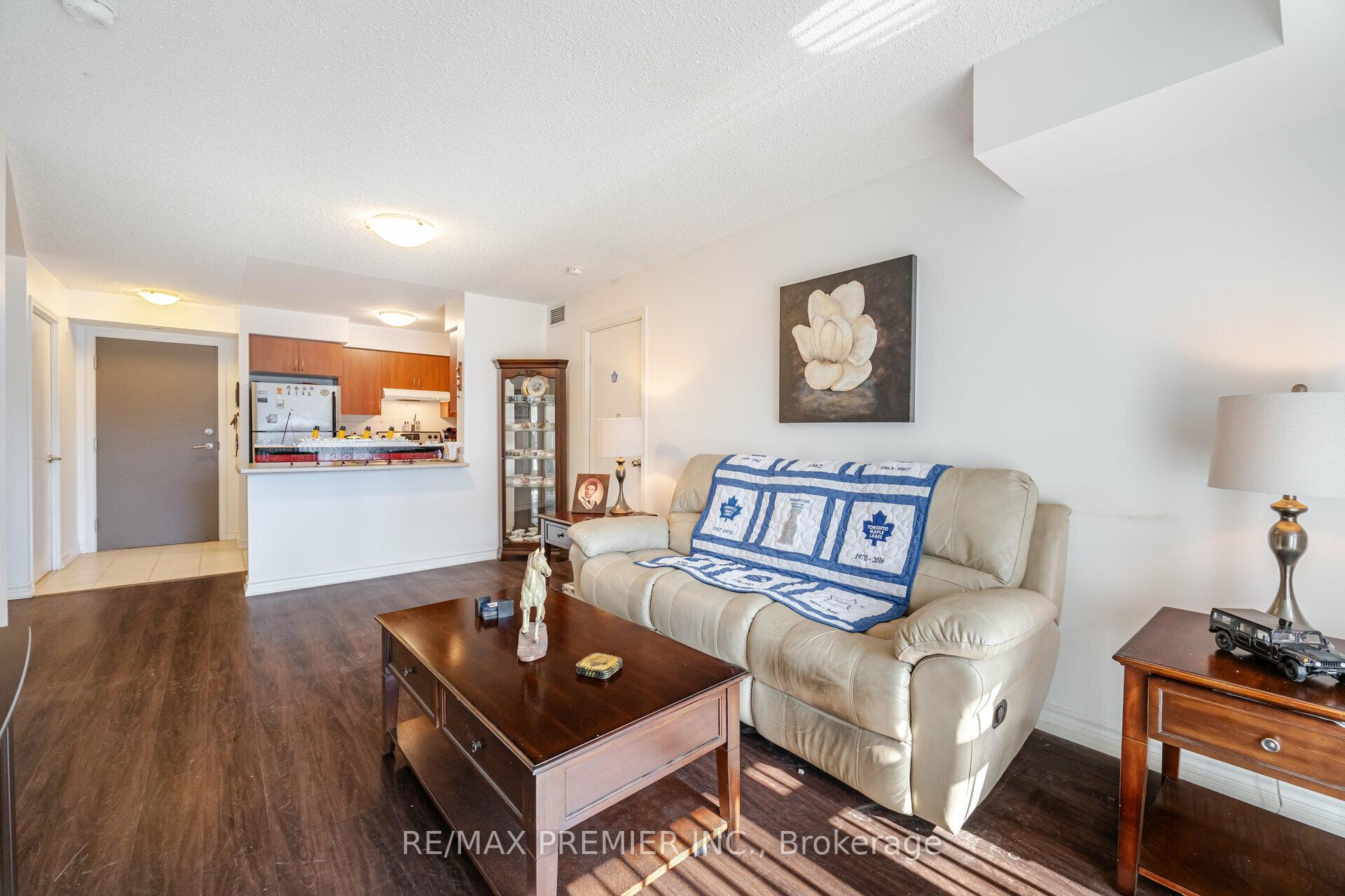 Photo 19 of Unit 329, 35 Saranac Boulevard, Toronto, Englemount-Lawrence — HOMEH
