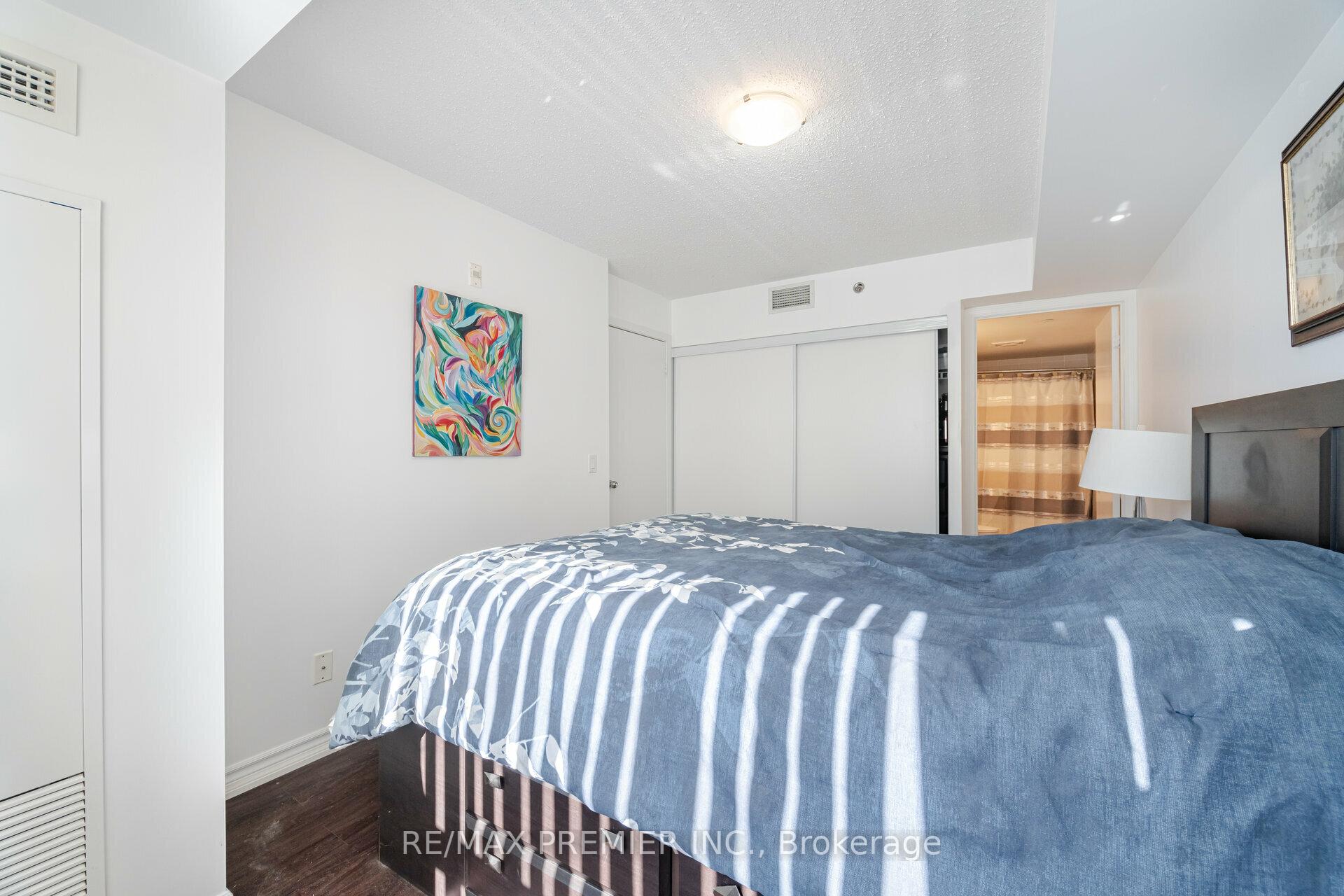 Photo 22 of Unit 329, 35 Saranac Boulevard, Toronto, Englemount-Lawrence — HOMEH