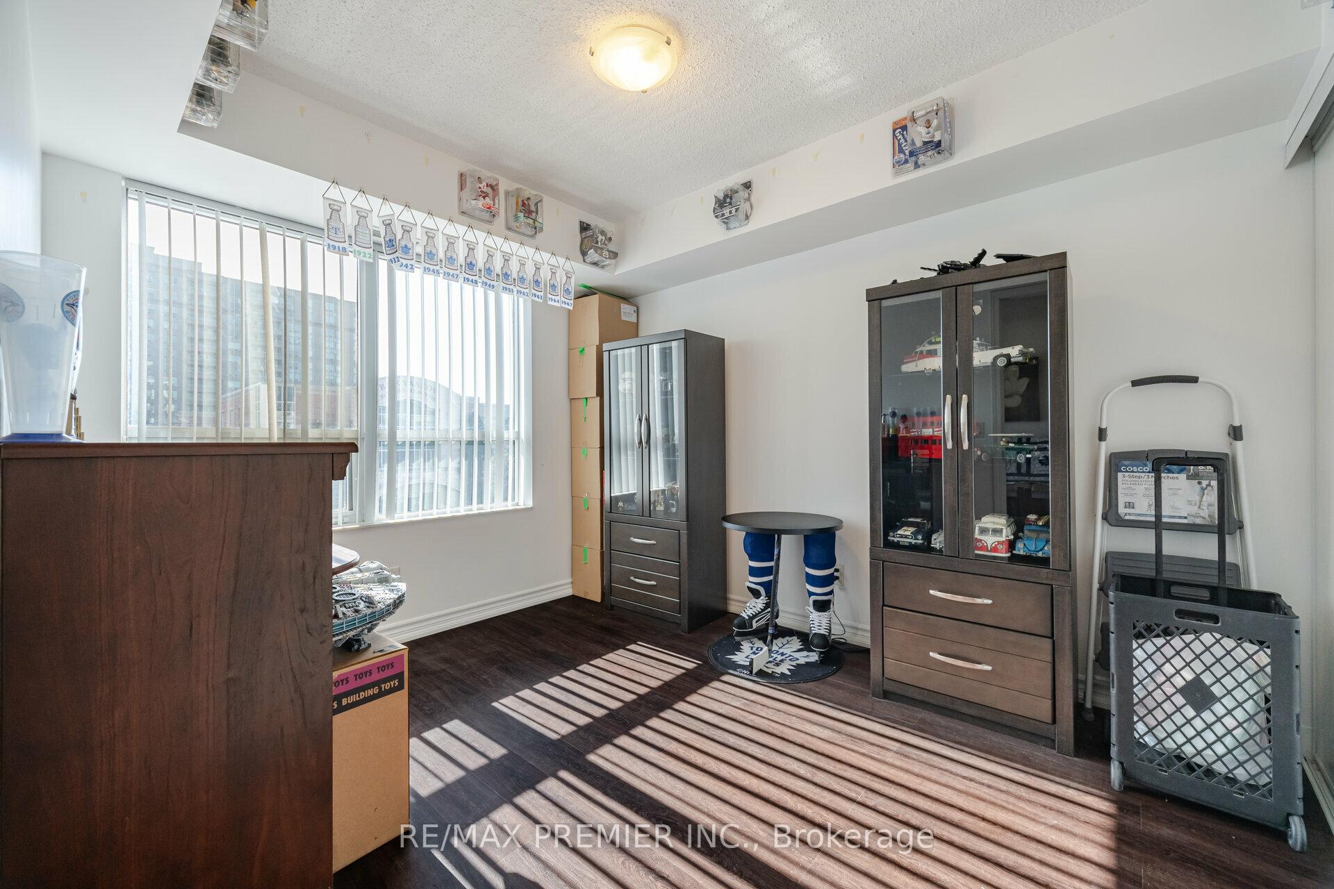 Photo 24 of Unit 329, 35 Saranac Boulevard, Toronto, Englemount-Lawrence — HOMEH