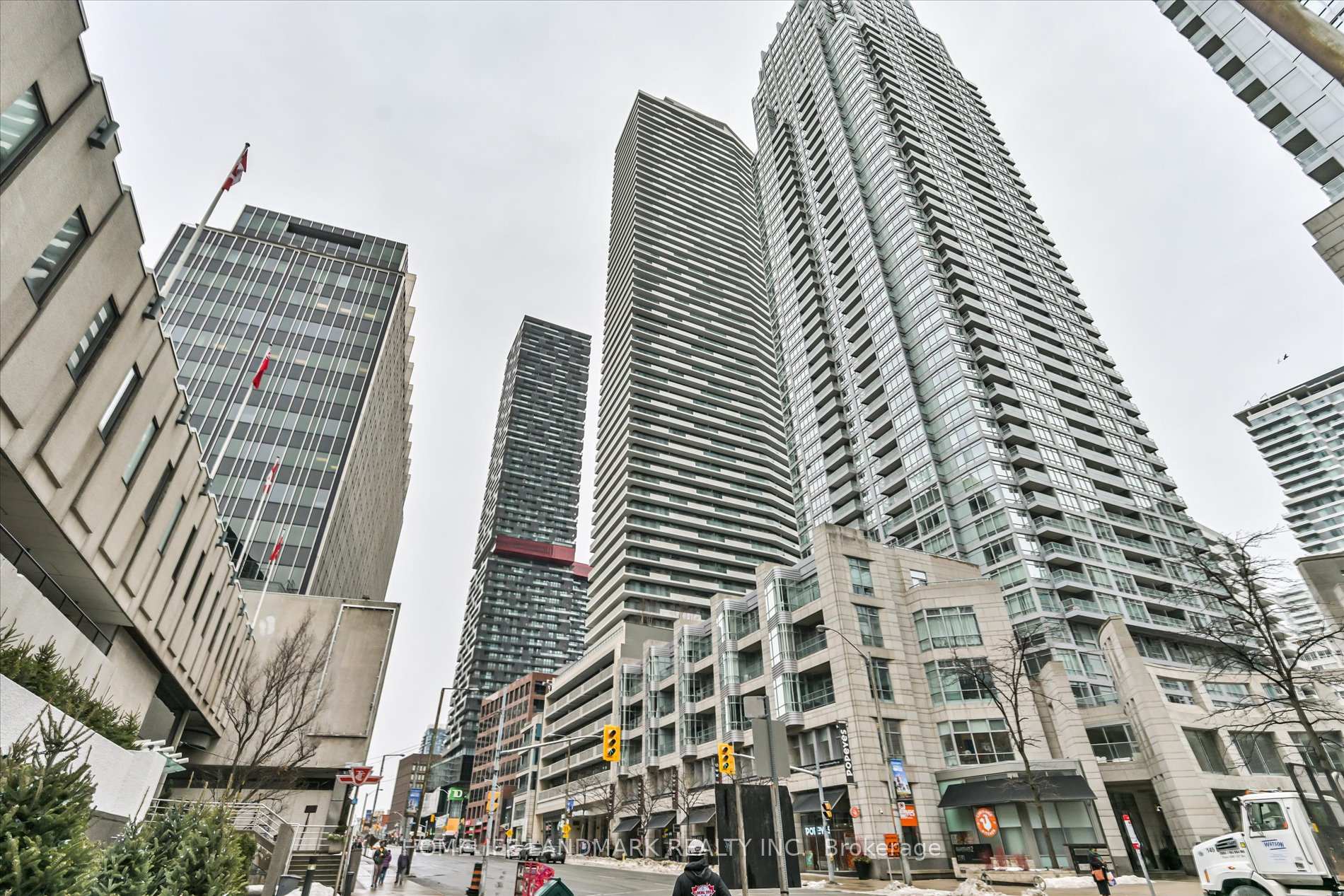Front of Unit 4003, 2221 Yonge Street