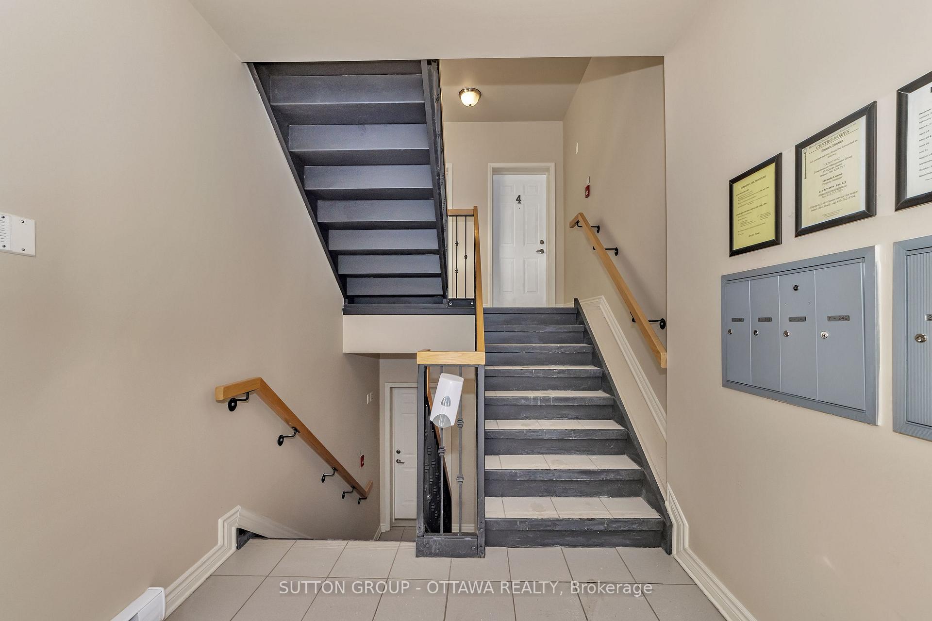 Photo 4 of Unit 8, 248 Paseo Private, Ottawa, Manordale — HOMEH