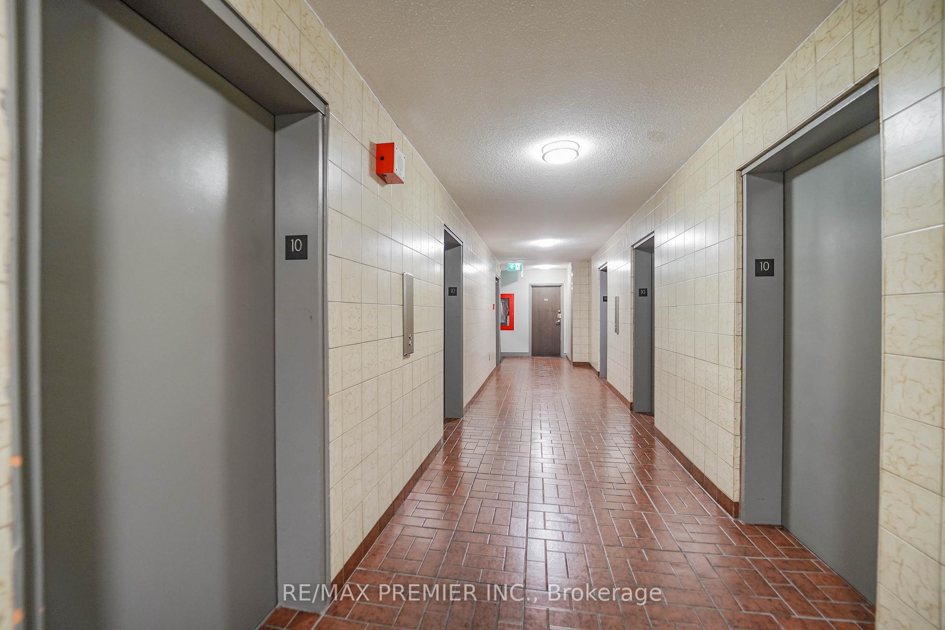 Photo 23 of Unit Unit # 1003, 390 Dixon Road, Etobicoke, Kingsview Village-The Westway — HOMEH