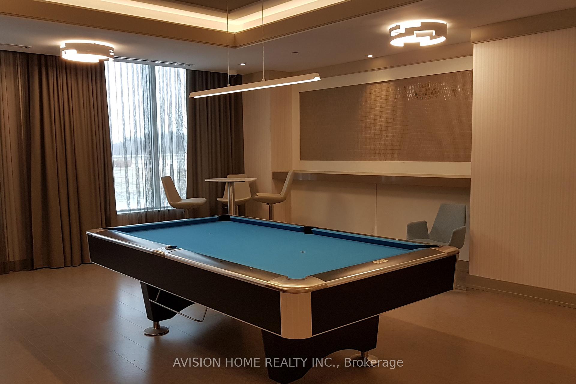 Photo 4 of Unit 818, 15 Water Walk Drive, Markham, Unionville — HOMEH