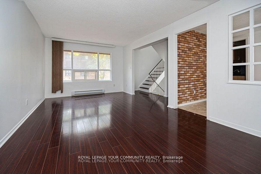 Photo 2 of Unit 12, 97 Henderson Avenue, Markham, Grandview — HOMEH