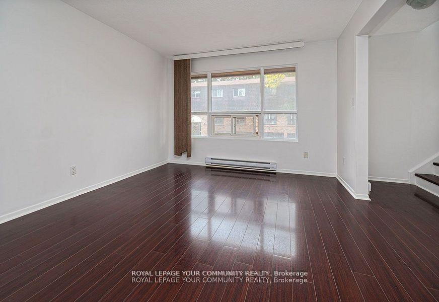 Photo 3 of Unit 12, 97 Henderson Avenue, Markham, Grandview — HOMEH