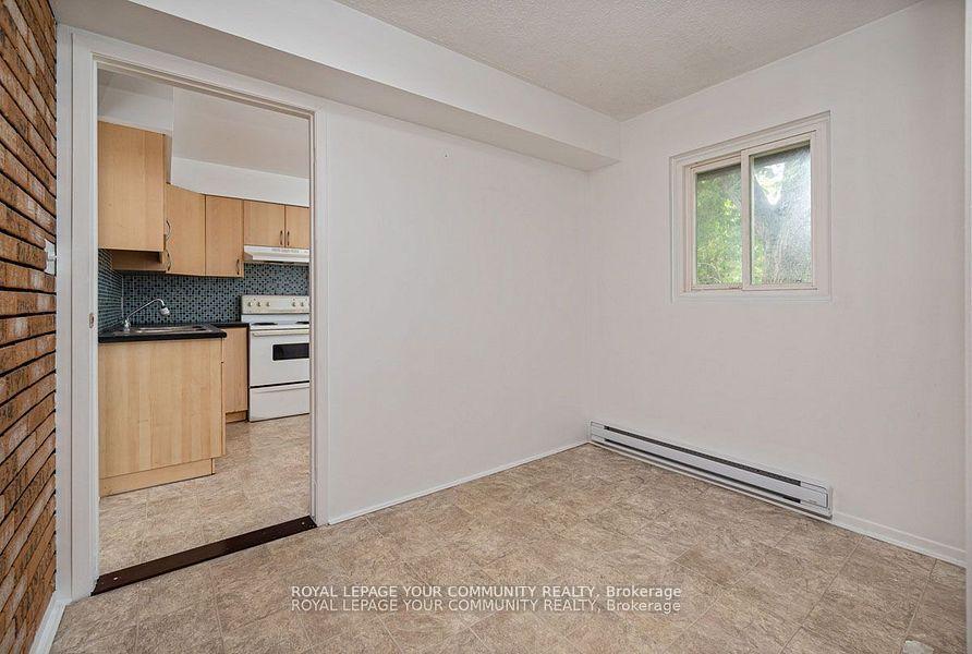 Photo 6 of Unit 12, 97 Henderson Avenue, Markham, Grandview — HOMEH