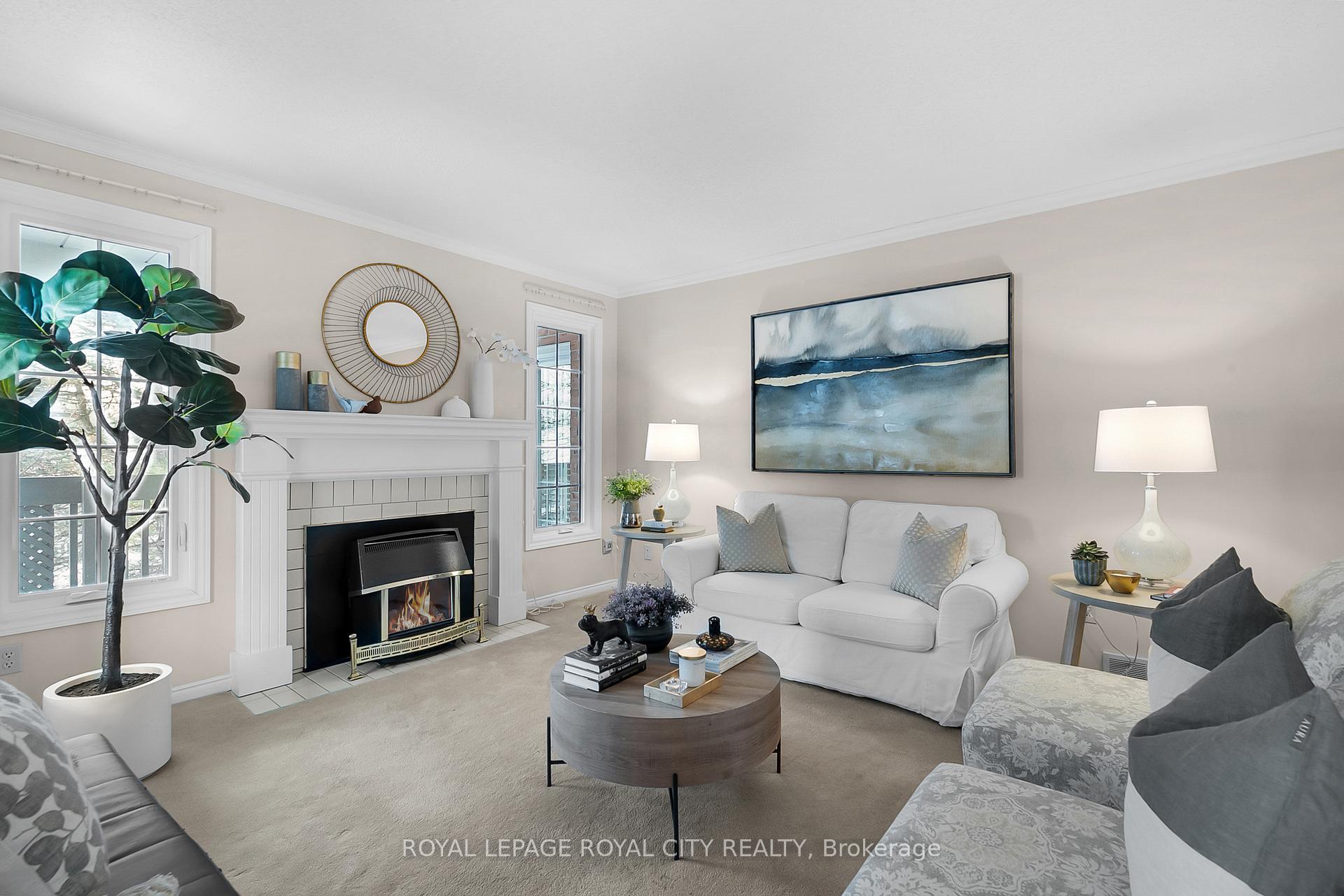 Photo 13 of Unit 1, 96 Woodlawn Road E, Guelph, Victoria North — HOMEH