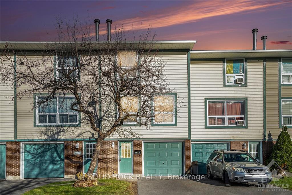Photo 1 of 1945 Greenway Park, Ottawa, Blackburn Hamlet (South) — HOMEH