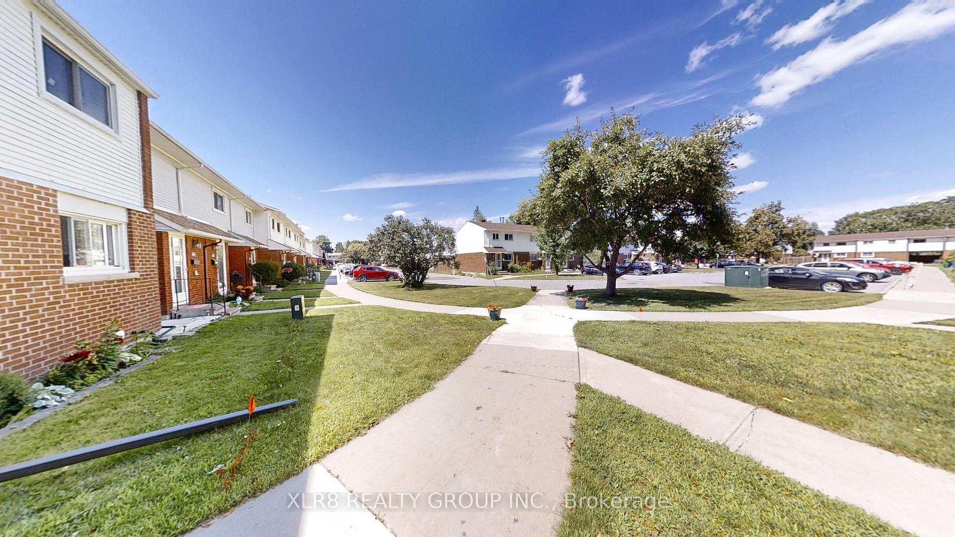 Photo 2 of Unit 102, 1045 Morrison Drive, Ottawa, Redwood Park — HOMEH