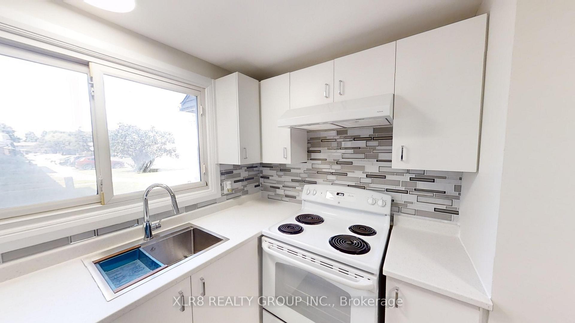 Photo 7 of Unit 102, 1045 Morrison Drive, Ottawa, Redwood Park — HOMEH