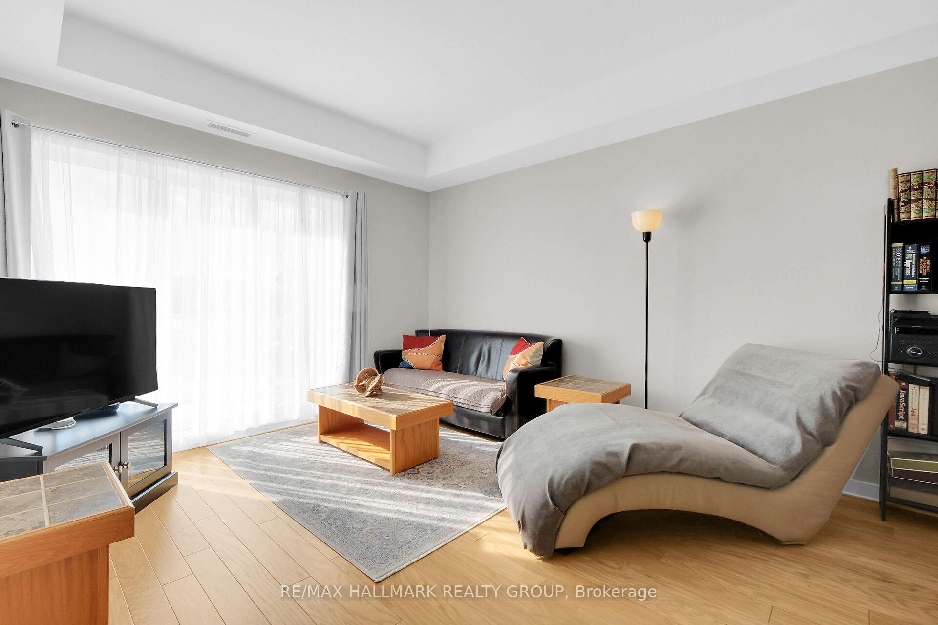 Photo 15 of Unit 208, 310 Centrum Boulevard, Ottawa, Bilberry Creek/Queenswood Heights — HOMEH