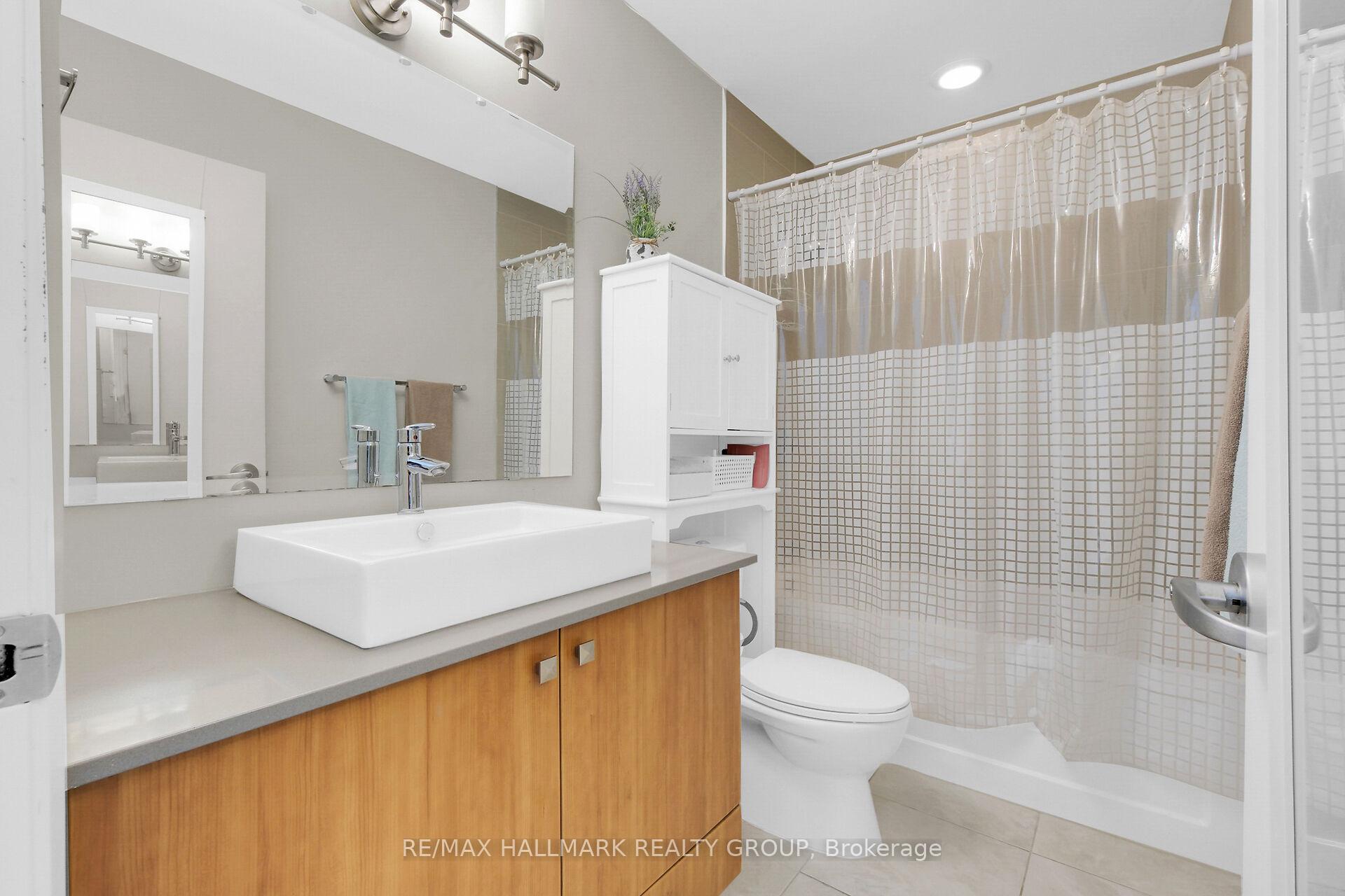 Photo 23 of Unit 208, 310 Centrum Boulevard, Ottawa, Bilberry Creek/Queenswood Heights — HOMEH