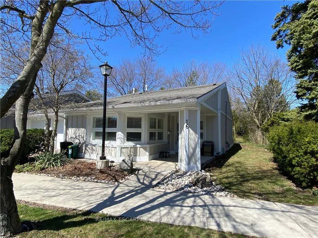 Photo 3 of 16 Sister Varga Terrace, Hamilton, Kennedy — HOMEH