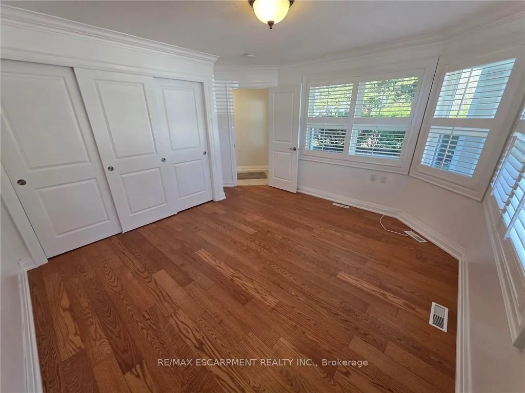 Photo 11 of 16 Sister Varga Terrace, Hamilton, Kennedy — HOMEH