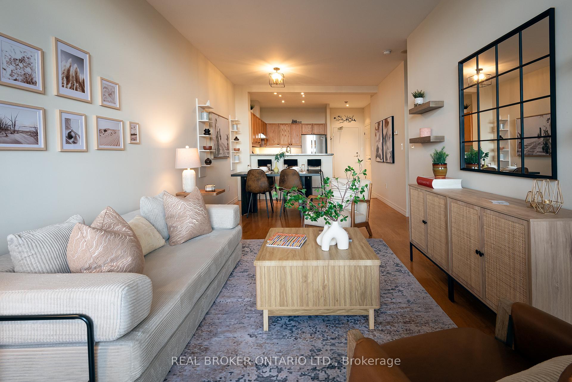 Photo 2 of Unit 404, 1 Leaside Park Drive, Toronto, Thorncliffe Park — HOMEH