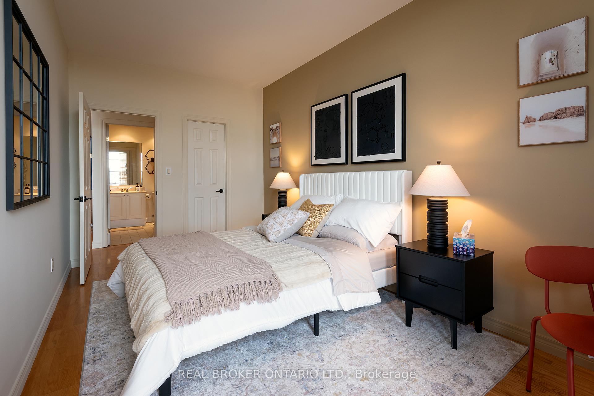 Photo 15 of Unit 404, 1 Leaside Park Drive, Toronto, Thorncliffe Park — HOMEH