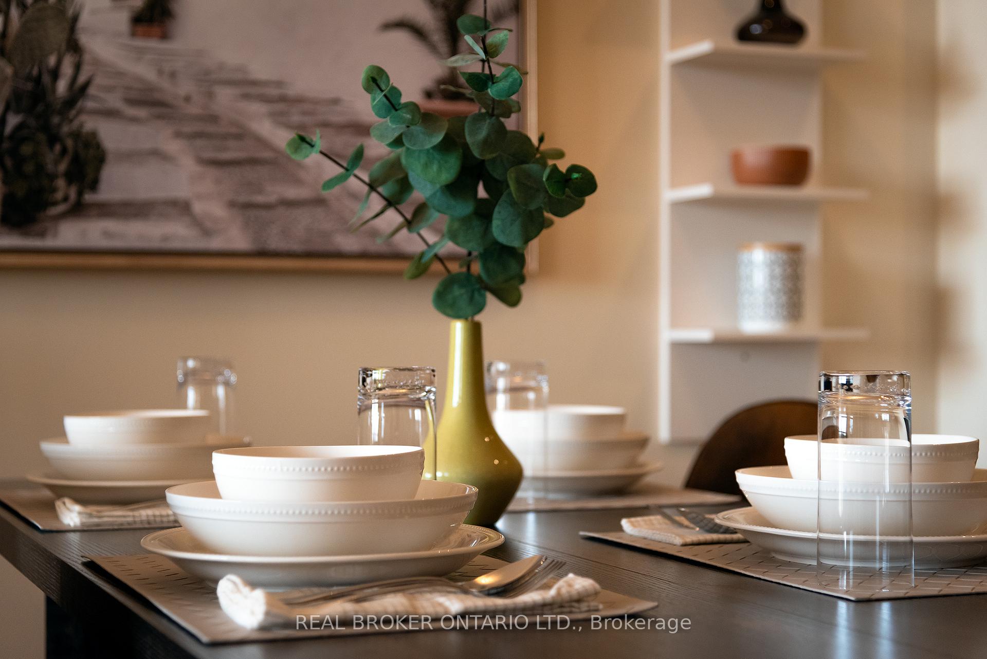 Photo 22 of Unit 404, 1 Leaside Park Drive, Toronto, Thorncliffe Park — HOMEH