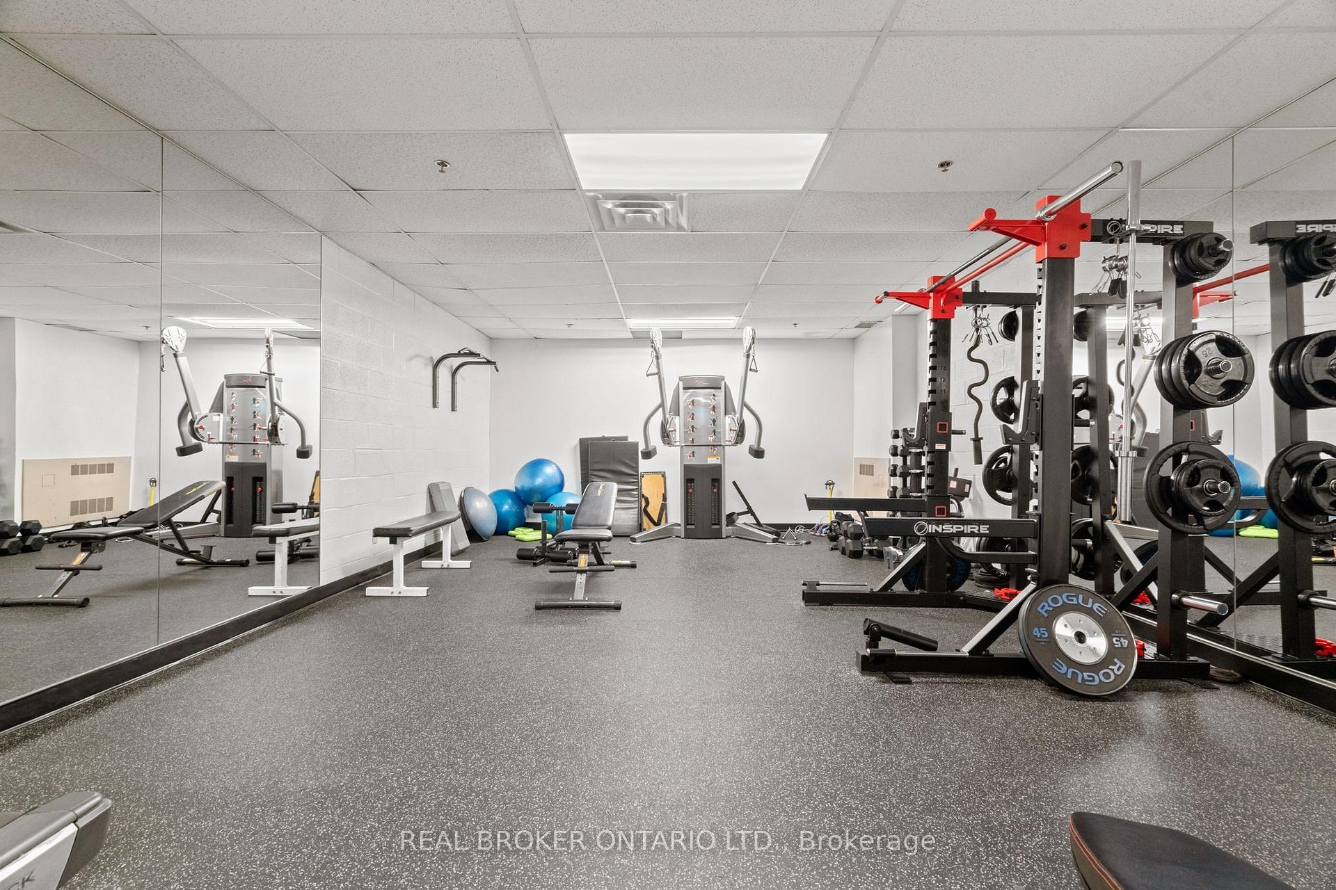 Photo 31 of Unit 404, 1 Leaside Park Drive, Toronto, Thorncliffe Park — HOMEH