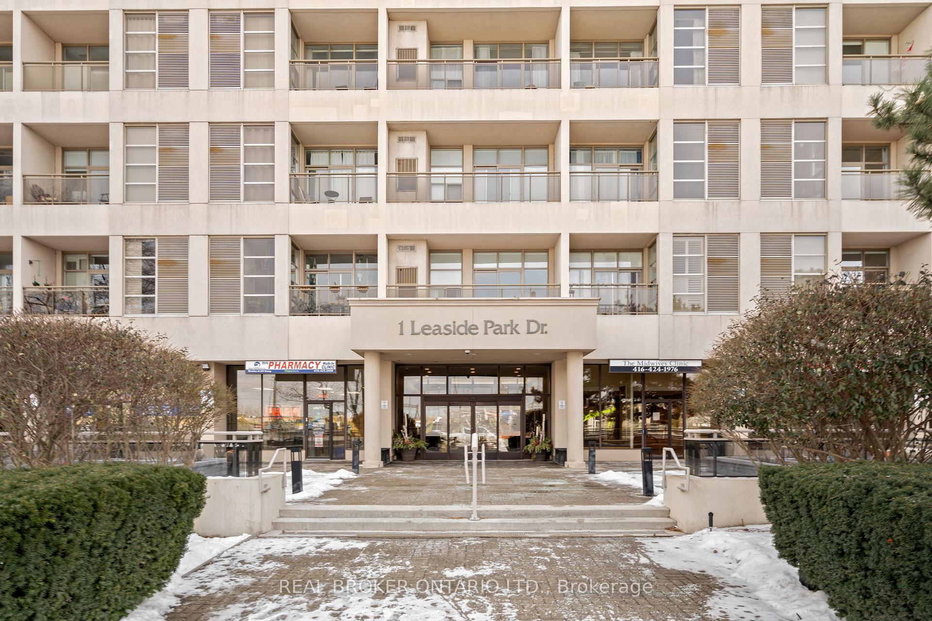 Photo 34 of Unit 404, 1 Leaside Park Drive, Toronto, Thorncliffe Park — HOMEH