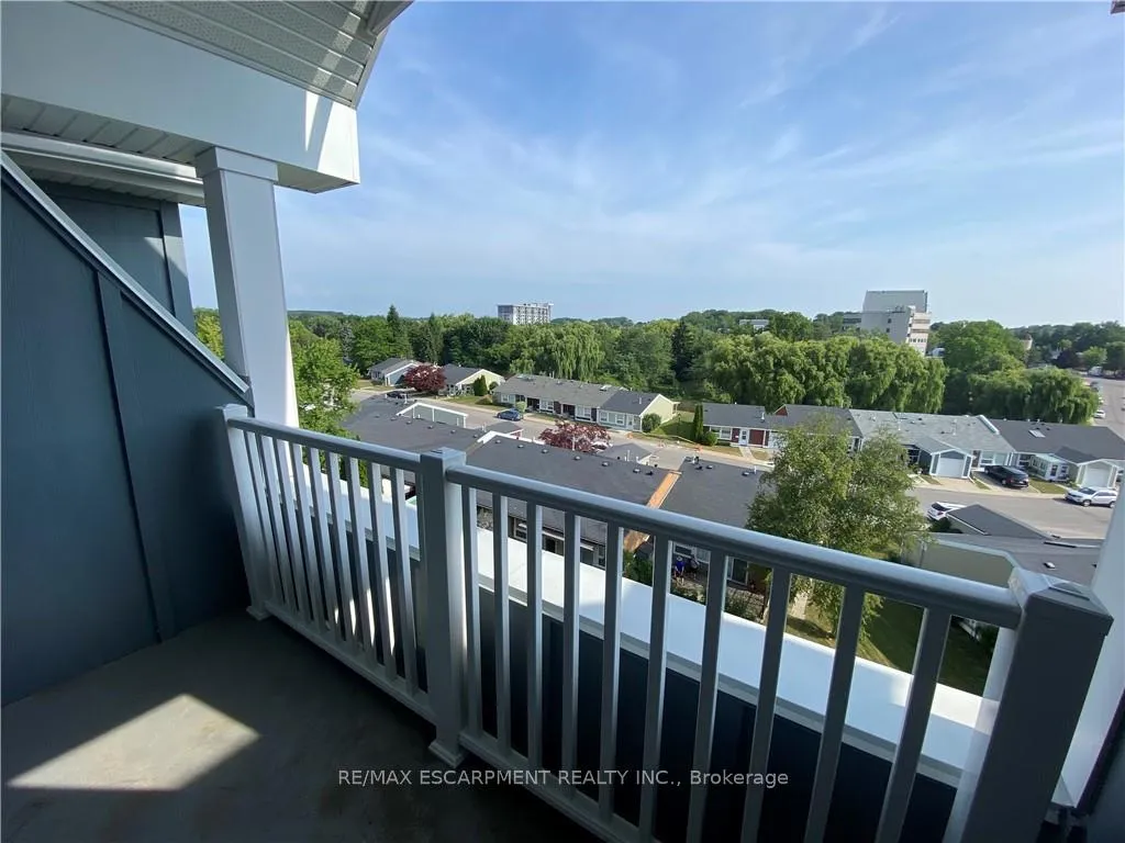 Photo 10 of Unit 403, 39 Sister Varga Terrace, Hamilton, Kennedy — HOMEH