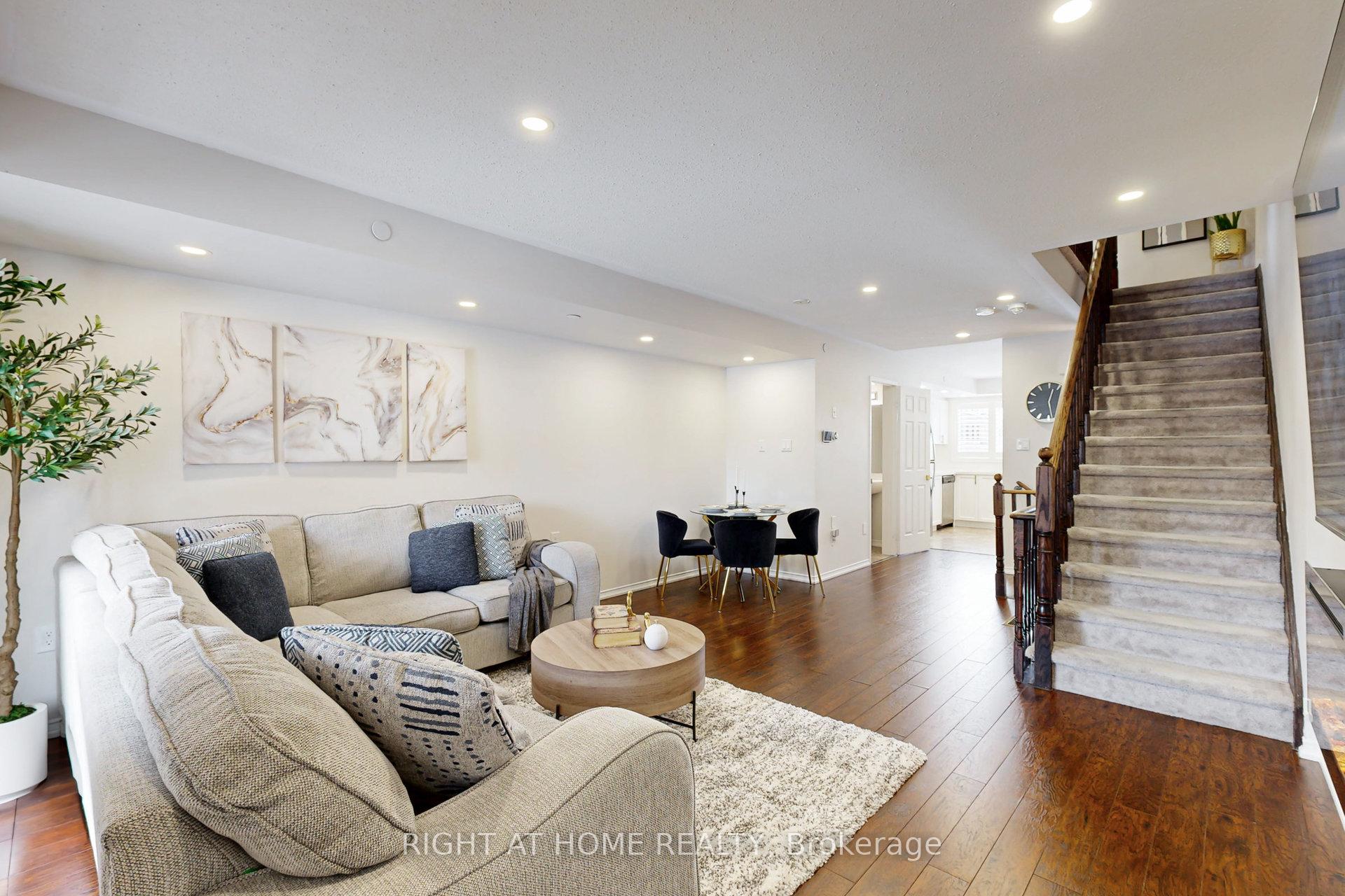 Photo 6 of Unit 5, 2558 Bromus Path, Oshawa, Windfields — HOMEH