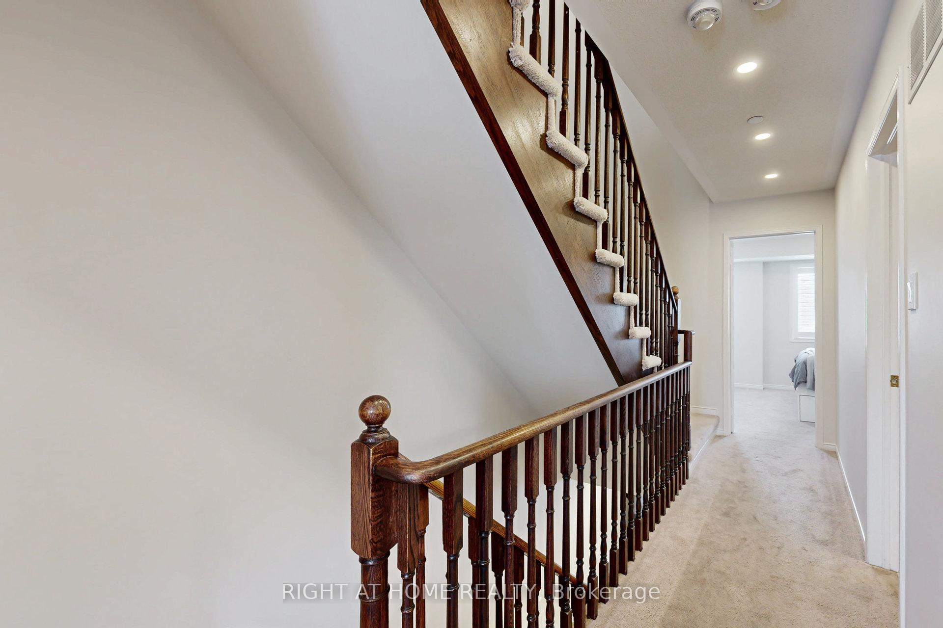 Photo 10 of Unit 5, 2558 Bromus Path, Oshawa, Windfields — HOMEH