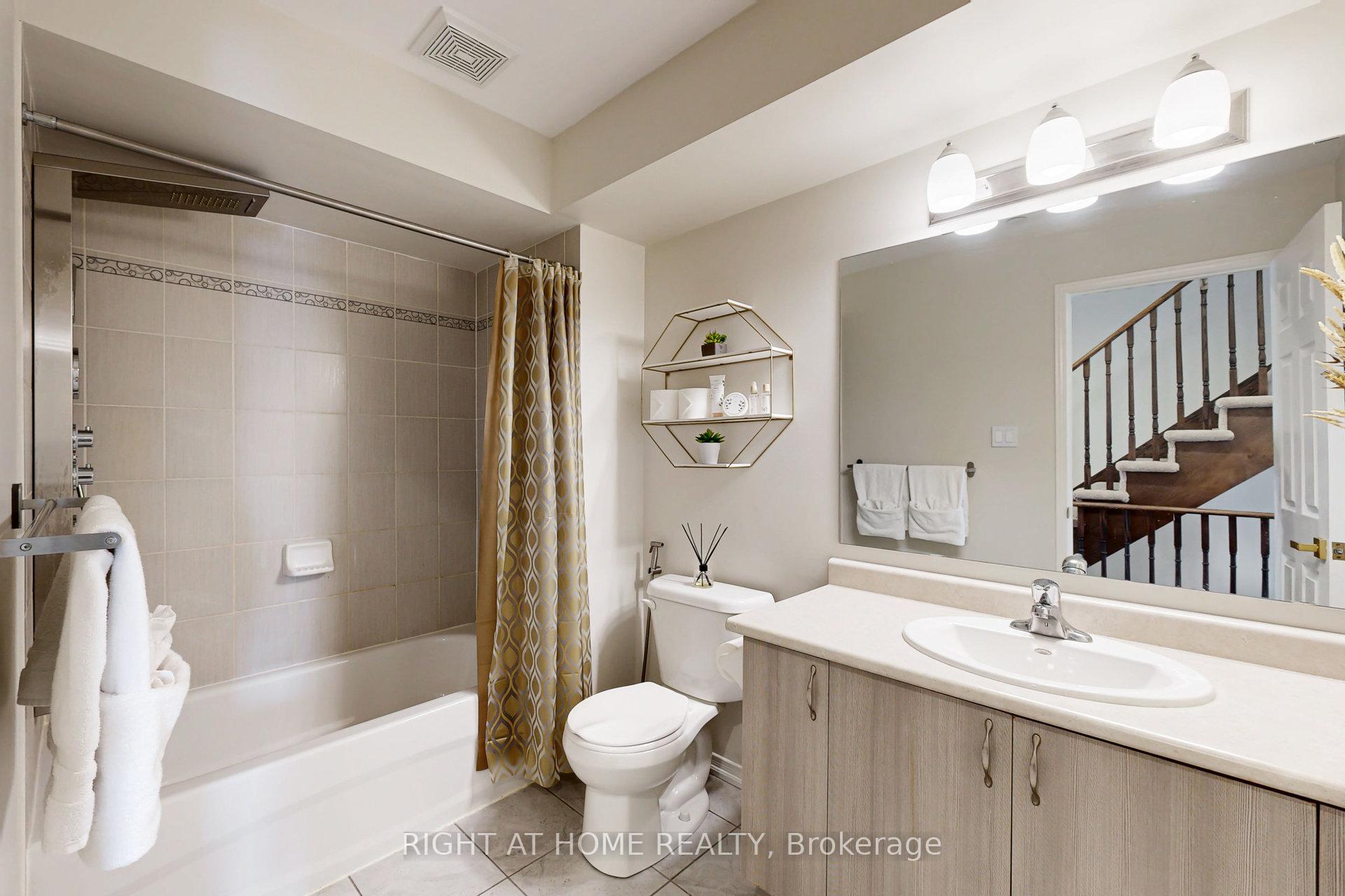 Photo 14 of Unit 5, 2558 Bromus Path, Oshawa, Windfields — HOMEH