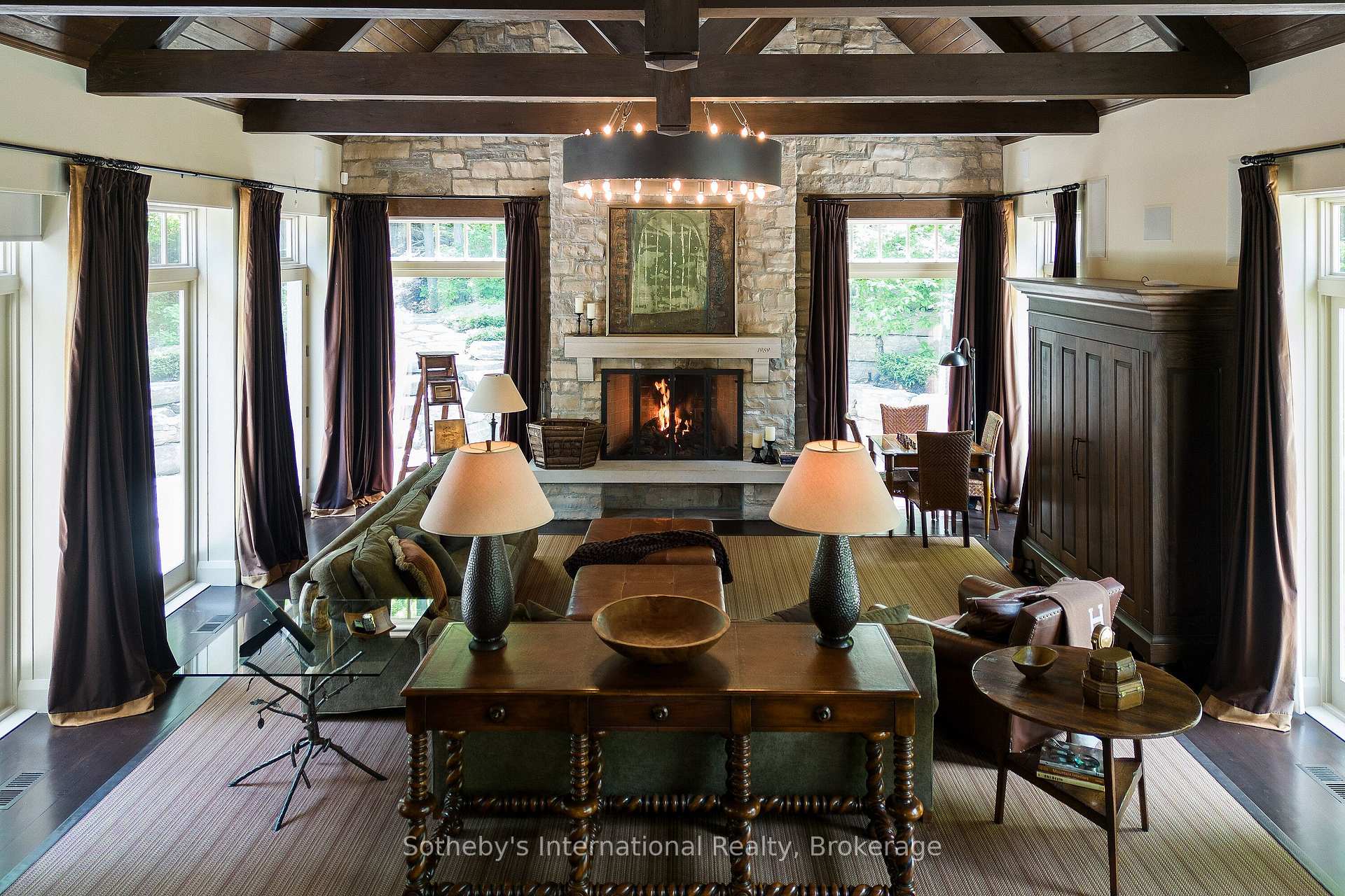 Photo 8 of 114 Hemlock Court, Blue Mountains — HOMEH