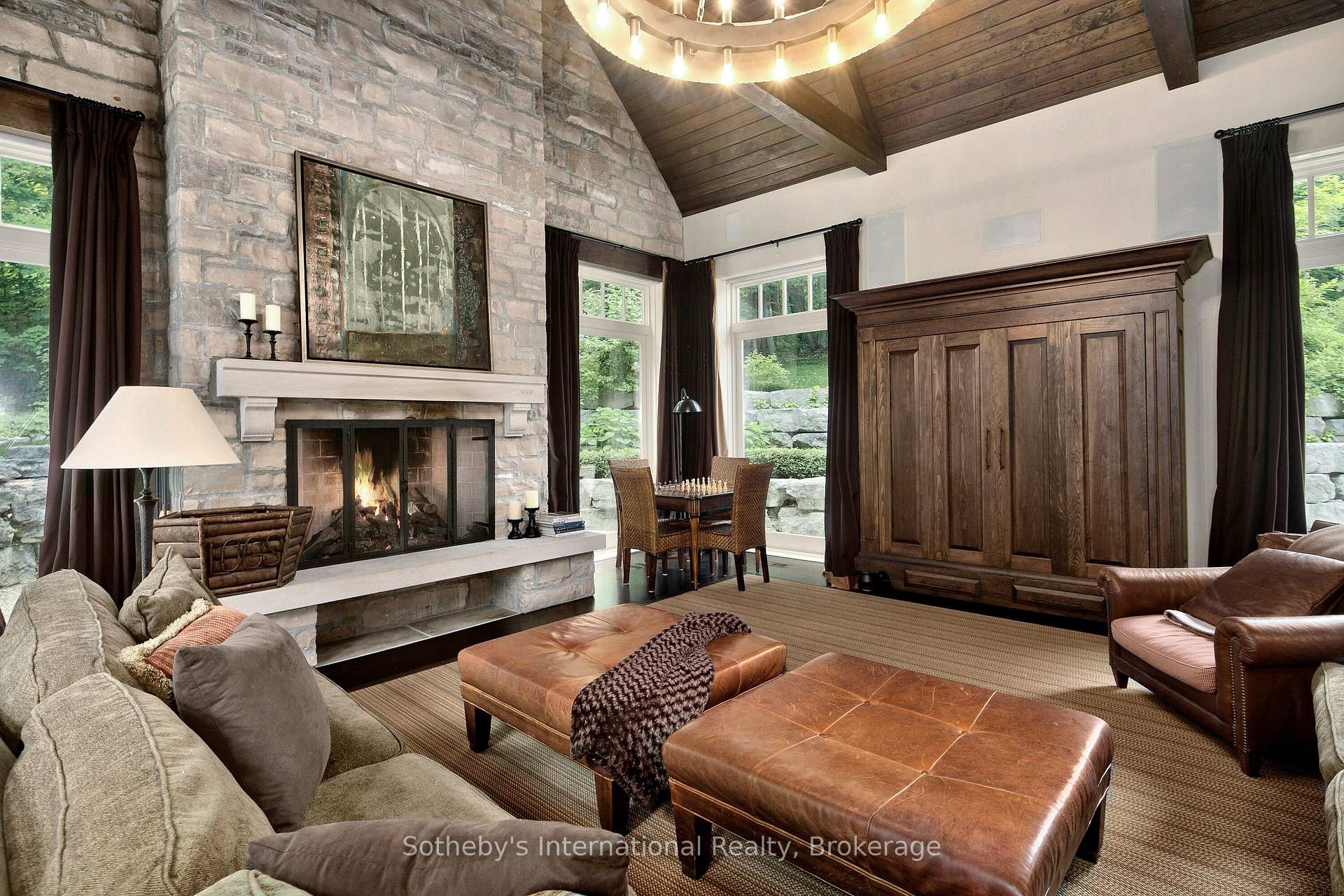 Photo 11 of 114 Hemlock Court, Blue Mountains — HOMEH