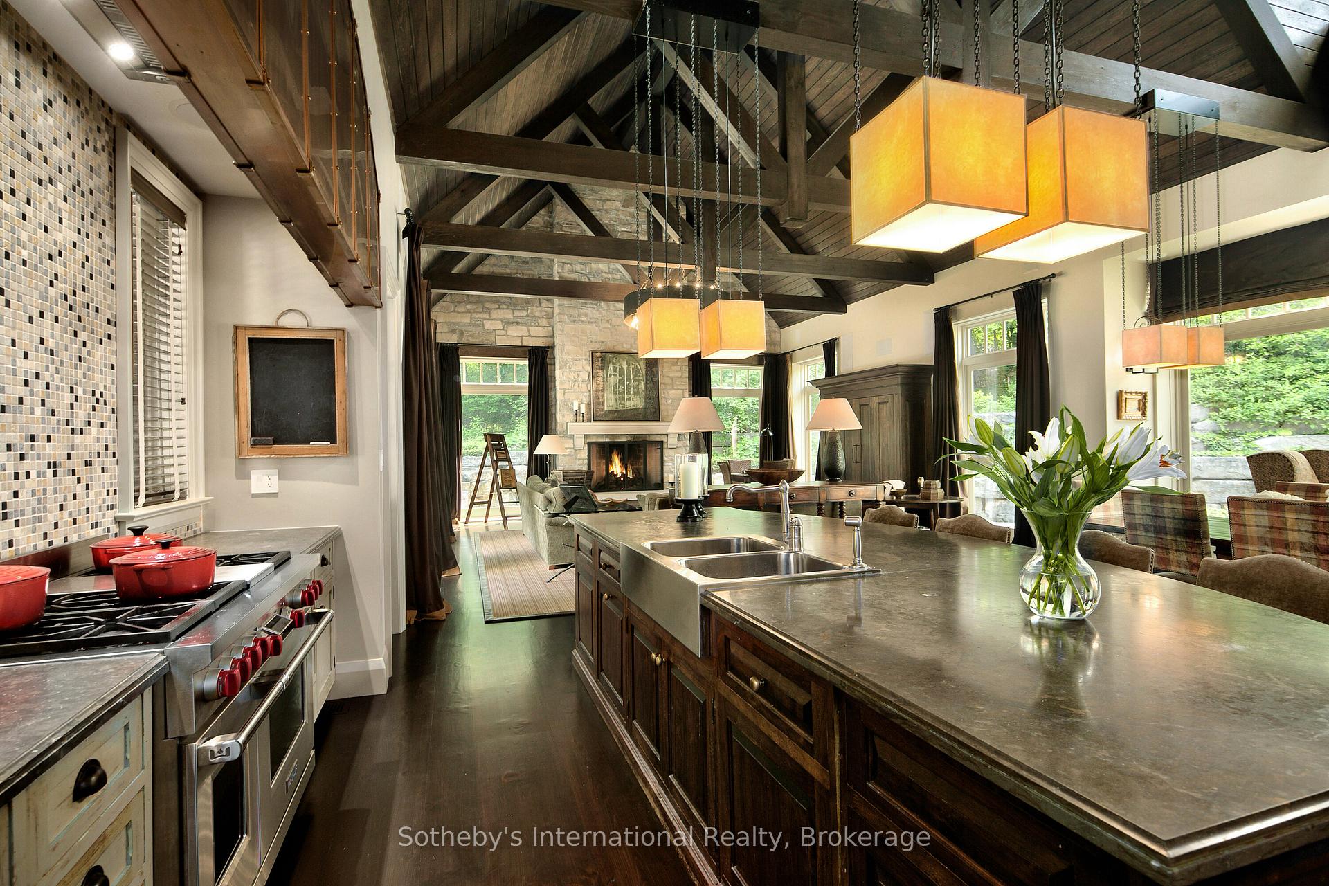 Photo 15 of 114 Hemlock Court, Blue Mountains — HOMEH