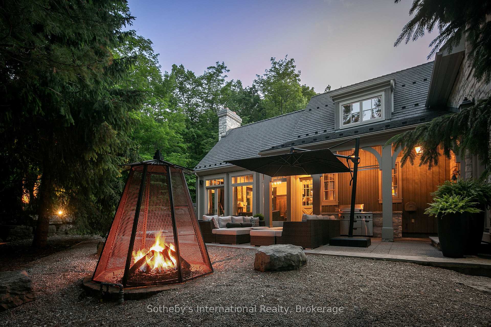 Photo 33 of 114 Hemlock Court, Blue Mountains — HOMEH