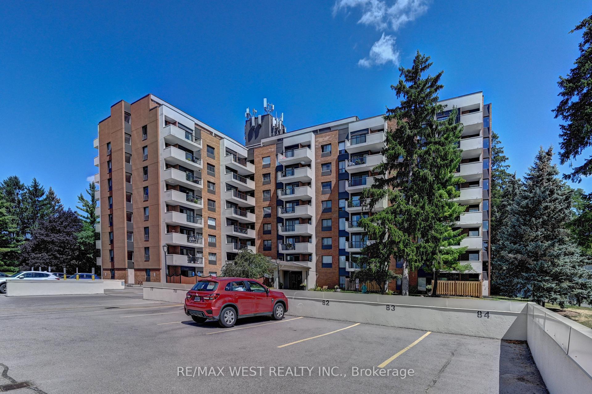 Front of Unit 705, 260 Sheldon Avenue N