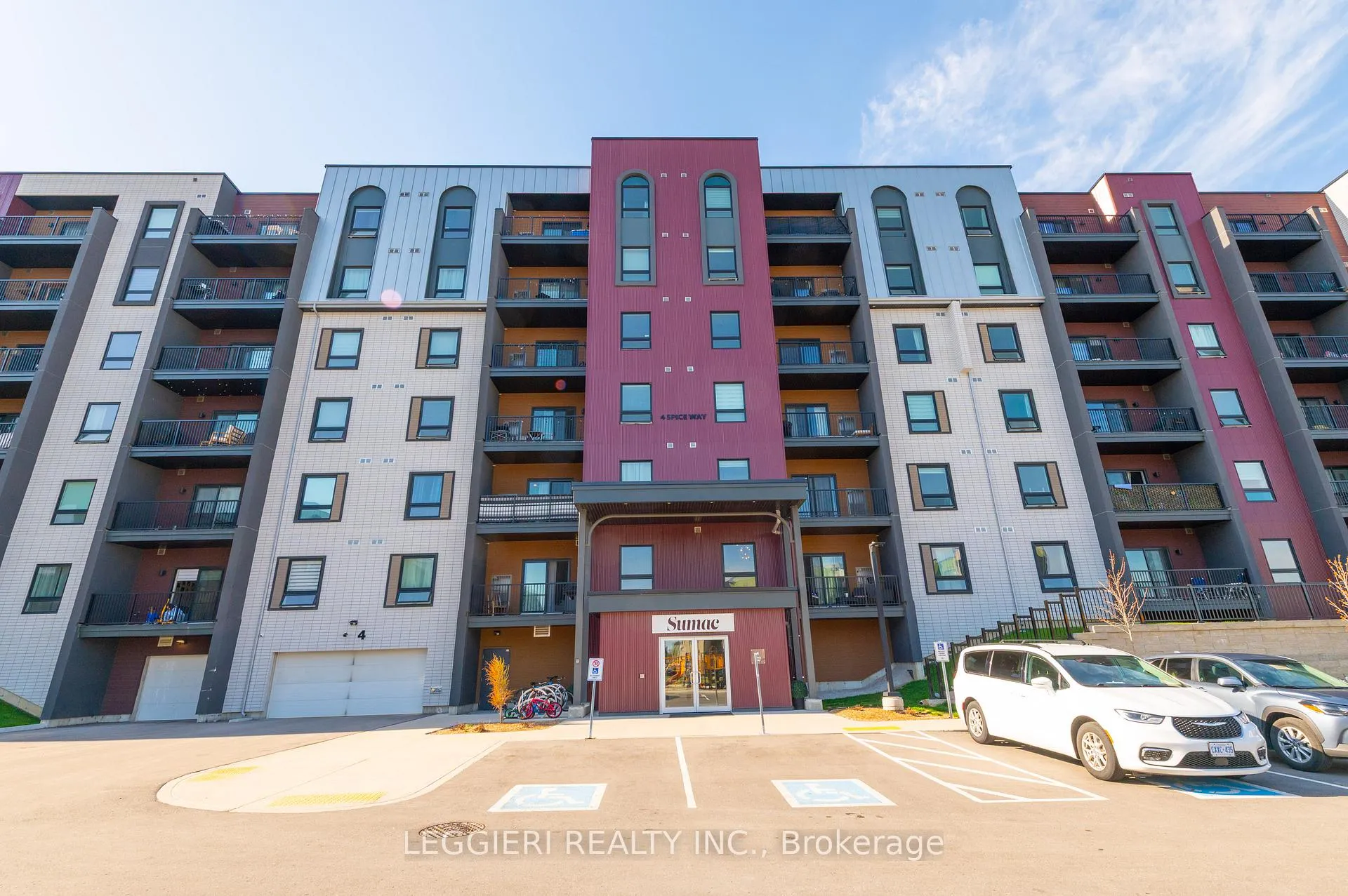 Photo 1 of Unit 615, 4 Spice Way, Barrie, Rural Barrie Southeast — HOMEH