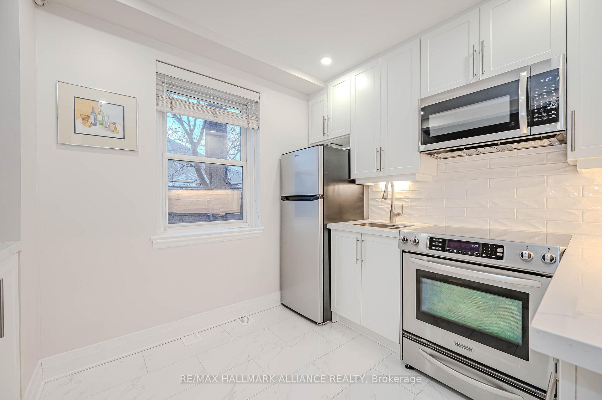 Photo 27 of Unit 3, 802 King Street W, Hamilton, Westdale — HOMEH
