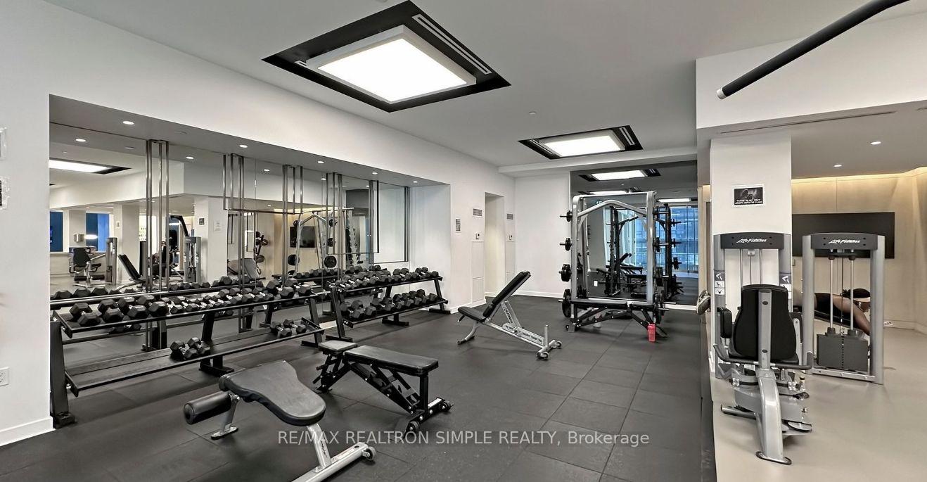 Photo 12 of Unit 702, 195 Redpath Avenue, Toronto, Mount Pleasant West — HOMEH