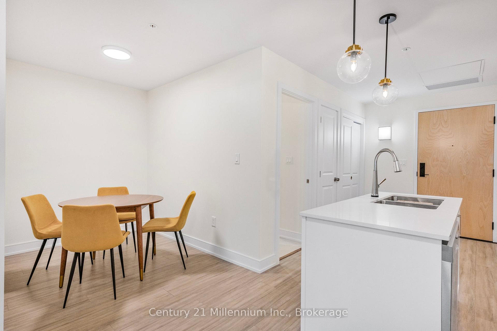 Photo 10 of Unit 214, 121 Mary Street, Clearview, Creemore — HOMEH