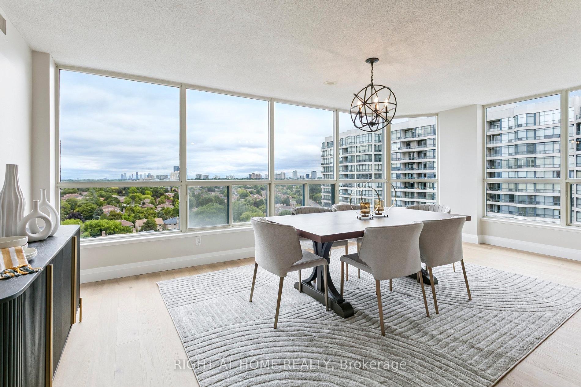 Photo 3 of Unit 1611, 7300 Yonge Street, Vaughan, Crestwood-Springfarm-Yorkhill — HOMEH