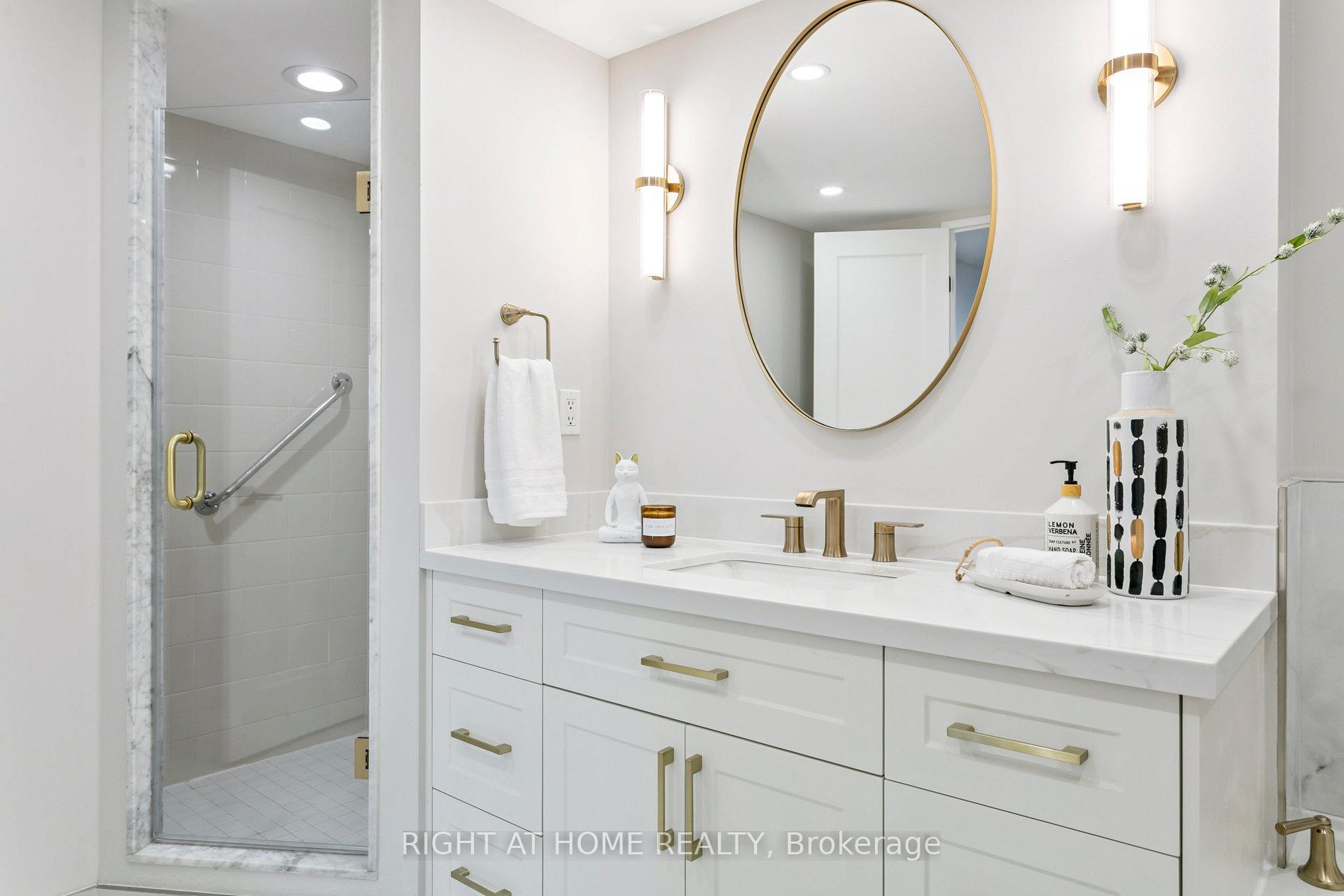 Photo 23 of Unit 1611, 7300 Yonge Street, Vaughan, Crestwood-Springfarm-Yorkhill — HOMEH
