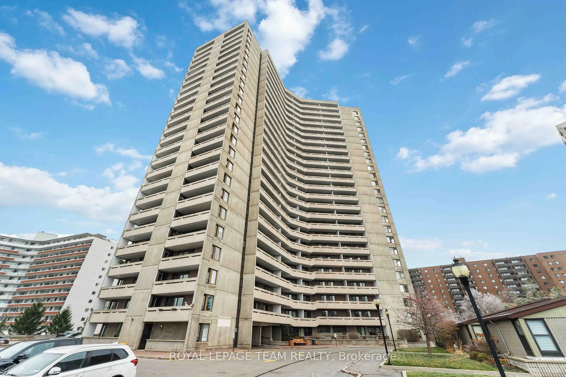 Photo 1 of Unit 2106, 1081 Ambleside Drive, Ottawa, Woodroffe — HOMEH