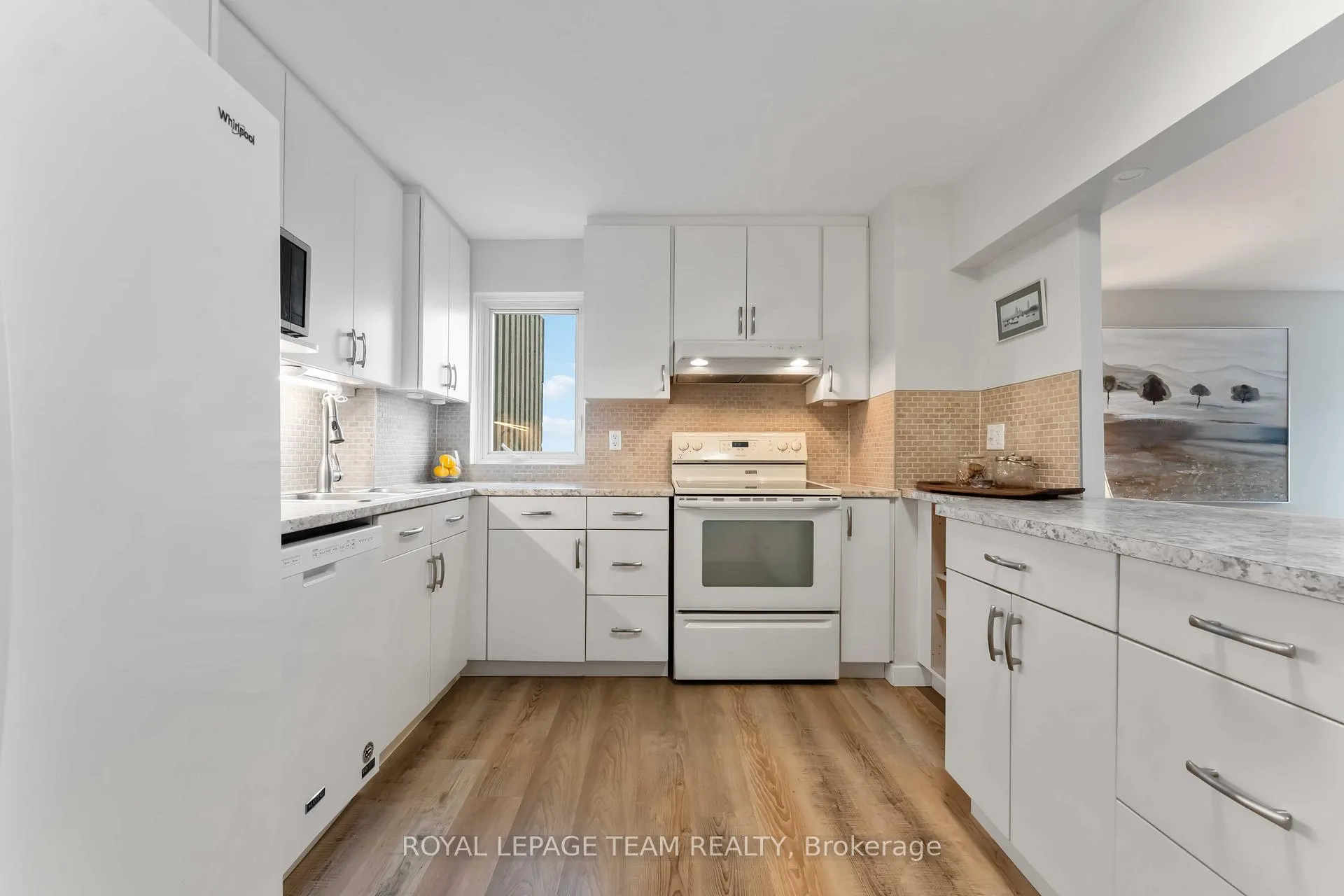 Photo 16 of Unit 2106, 1081 Ambleside Drive, Ottawa, Woodroffe — HOMEH