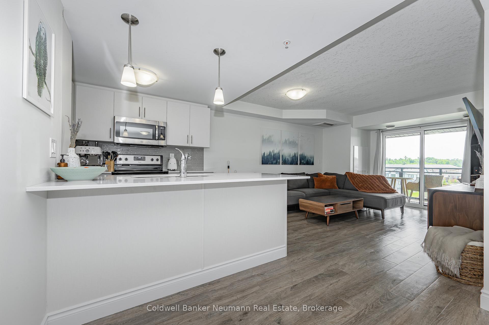 Photo 7 of Unit 403, 17 Kay Crescent, Guelph, Pineridge/Westminster Woods — HOMEH